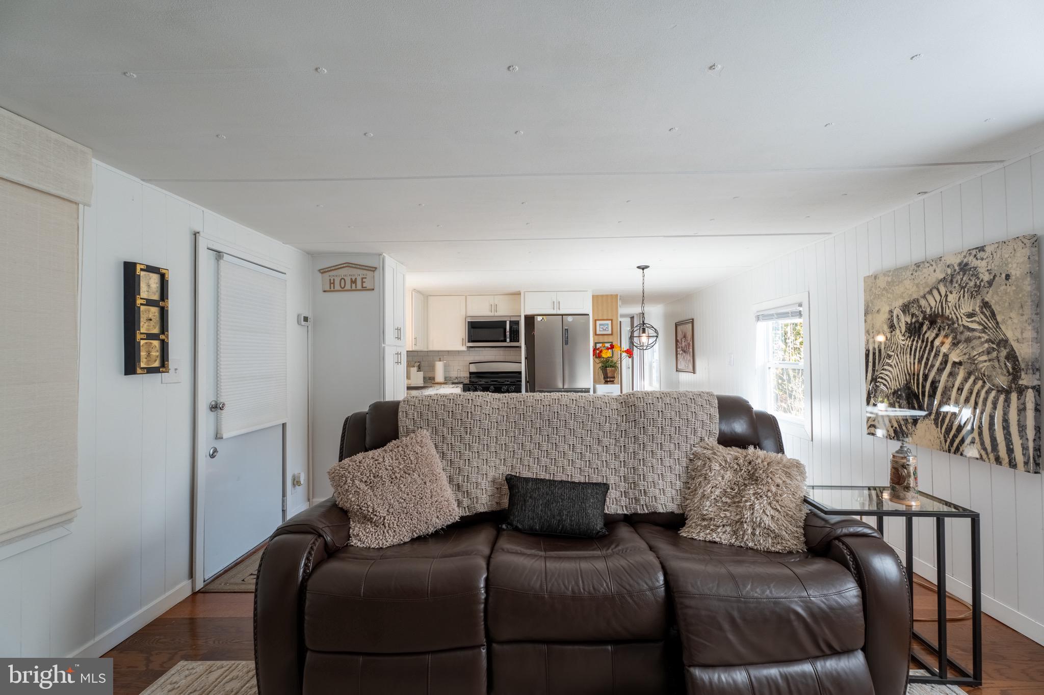 COLONIAL EAST MHP - Residential