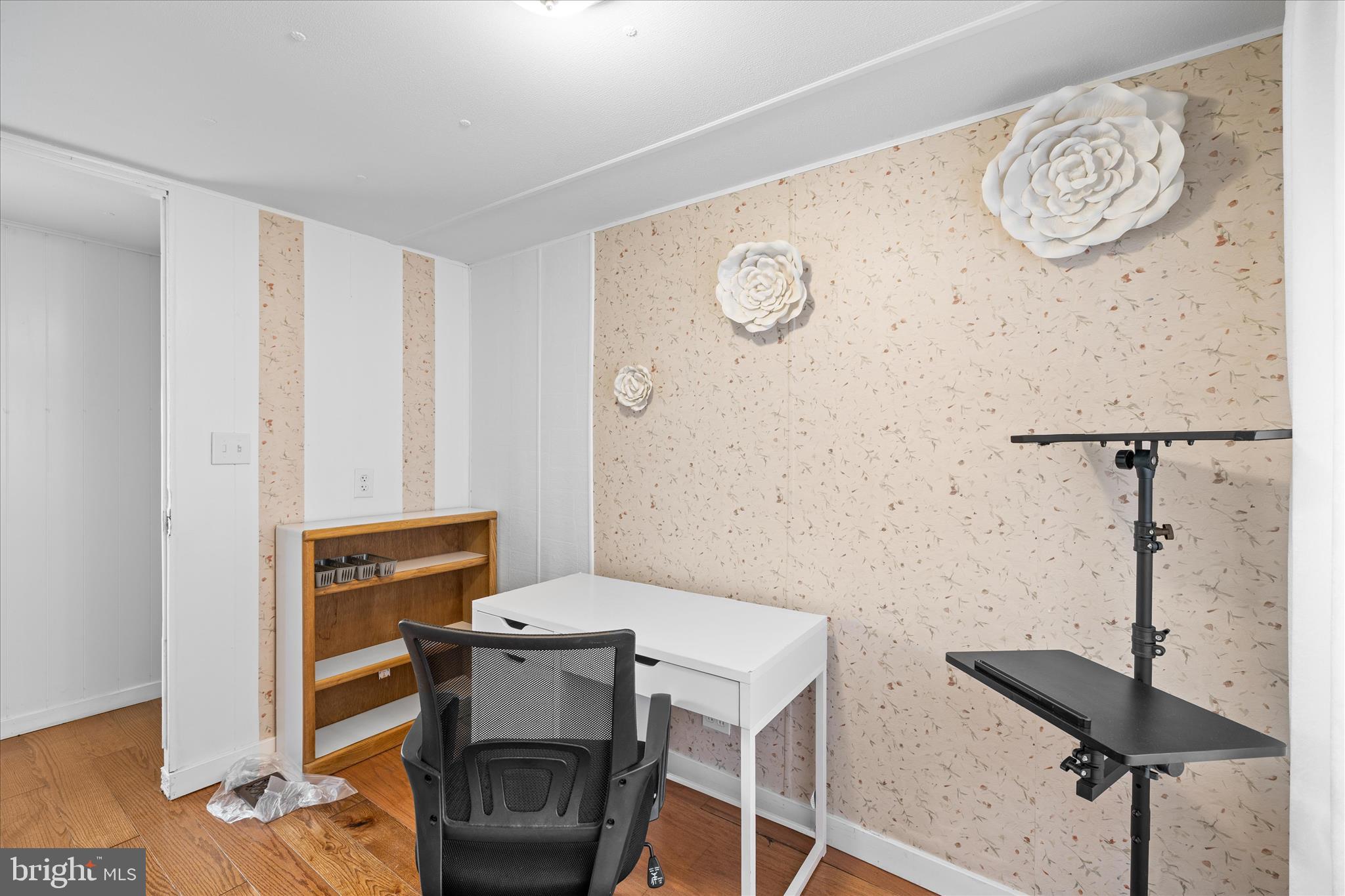 COLONIAL EAST MHP - Residential