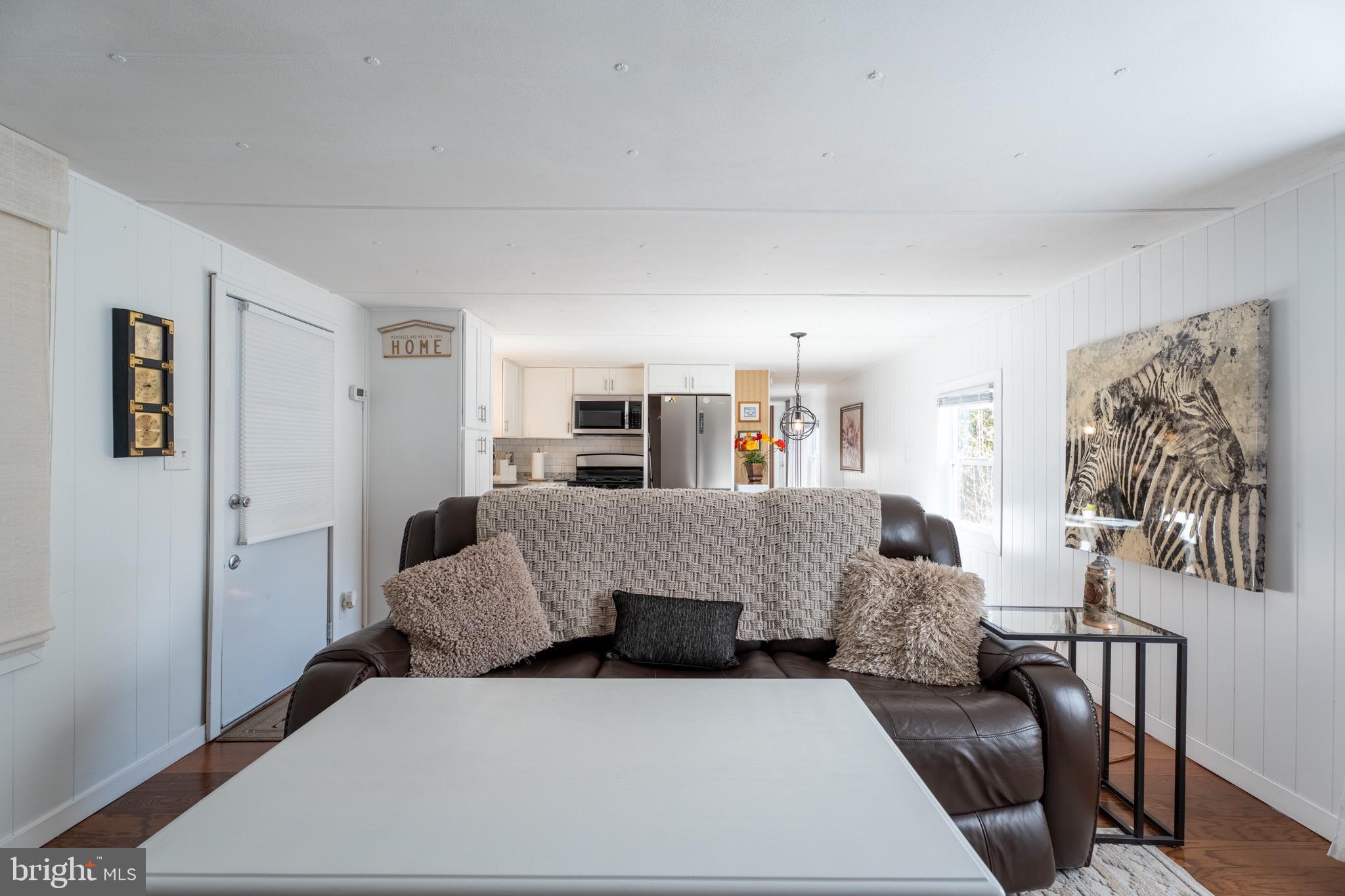 COLONIAL EAST MHP - Residential