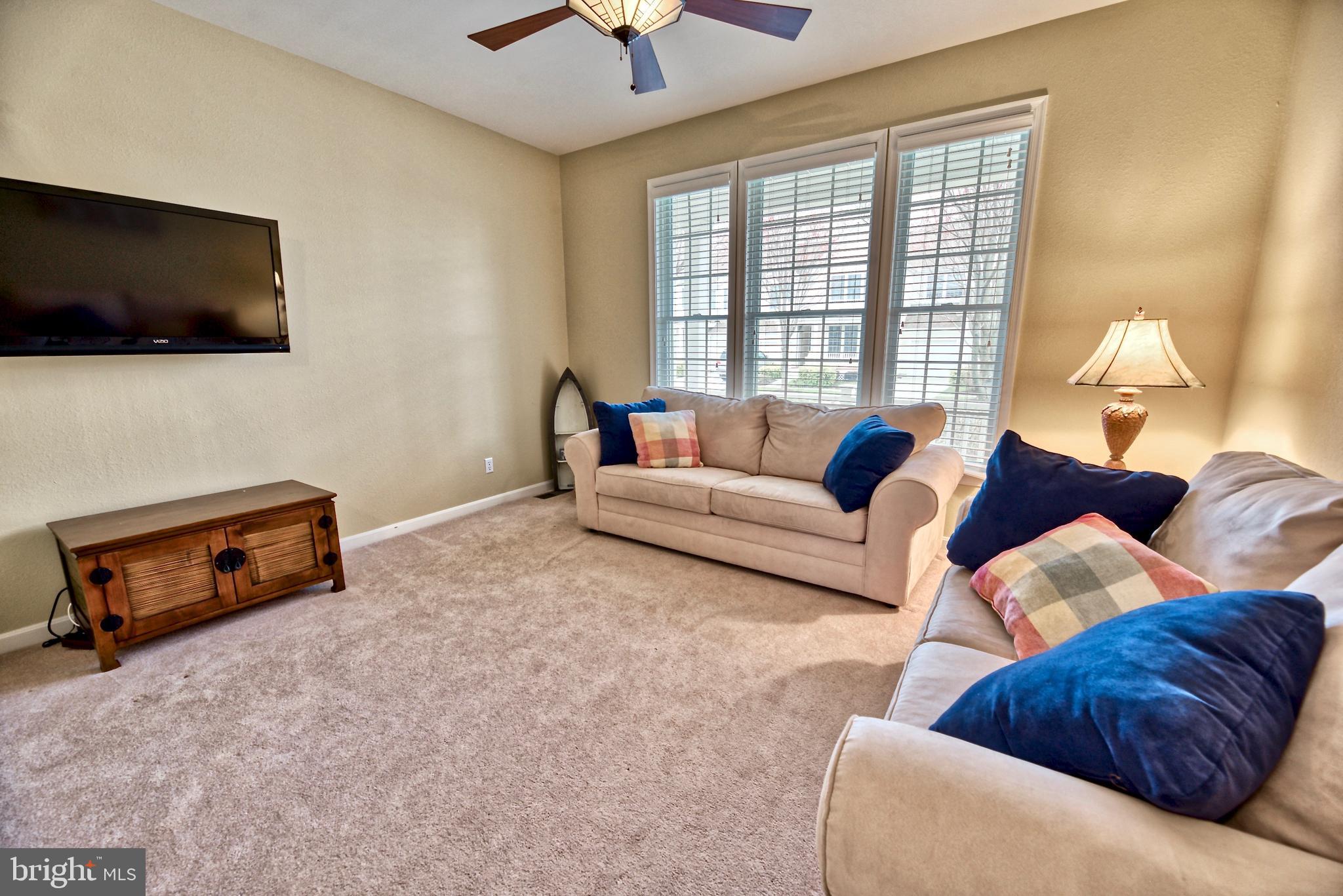 208 OCTOBER GLORY AVENUE