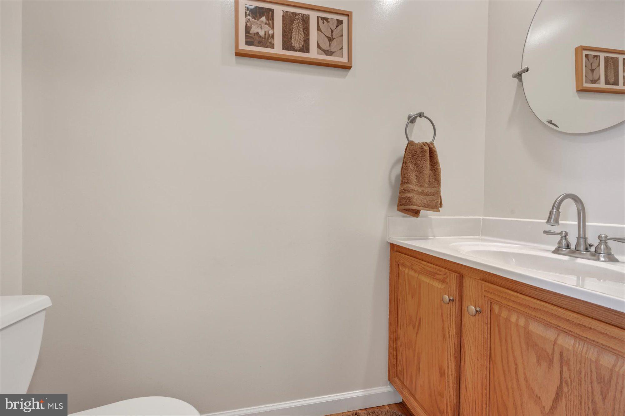 LINCOLNS MEADOW - Residential