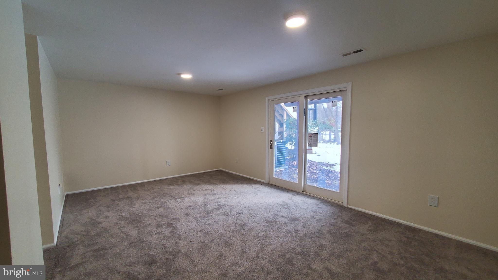 ELLICOTT MILLS - Residential Lease