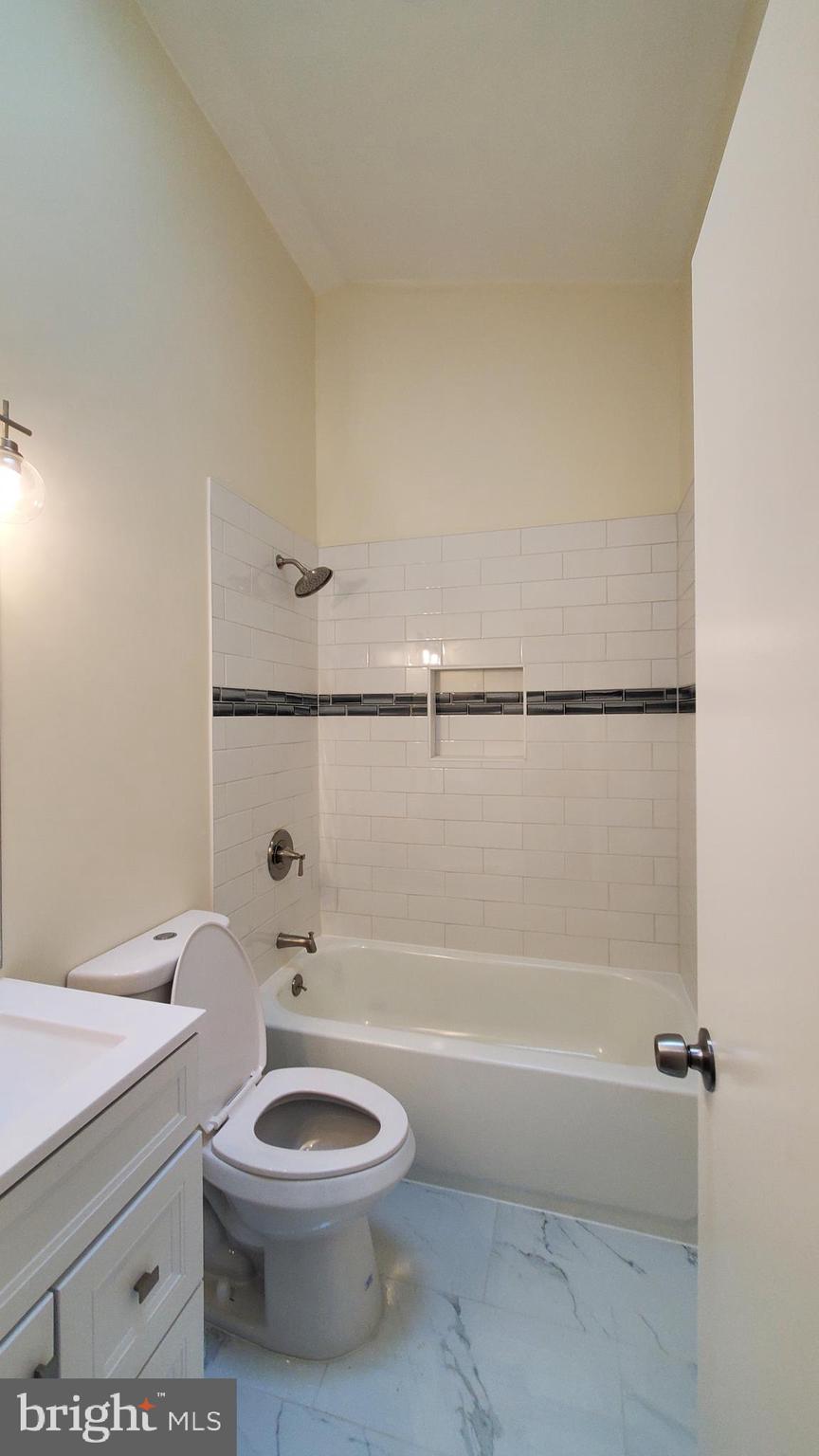 ELLICOTT MILLS - Residential Lease