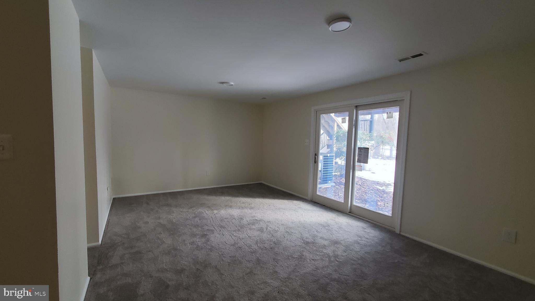 ELLICOTT MILLS - Residential Lease