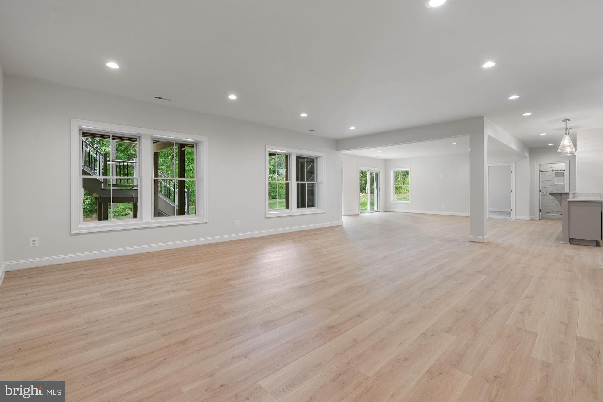 FAIRFAX FARMS - Residential