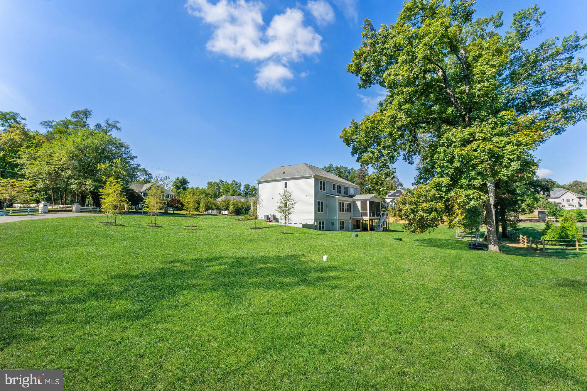 FAIRFAX FARMS - Residential