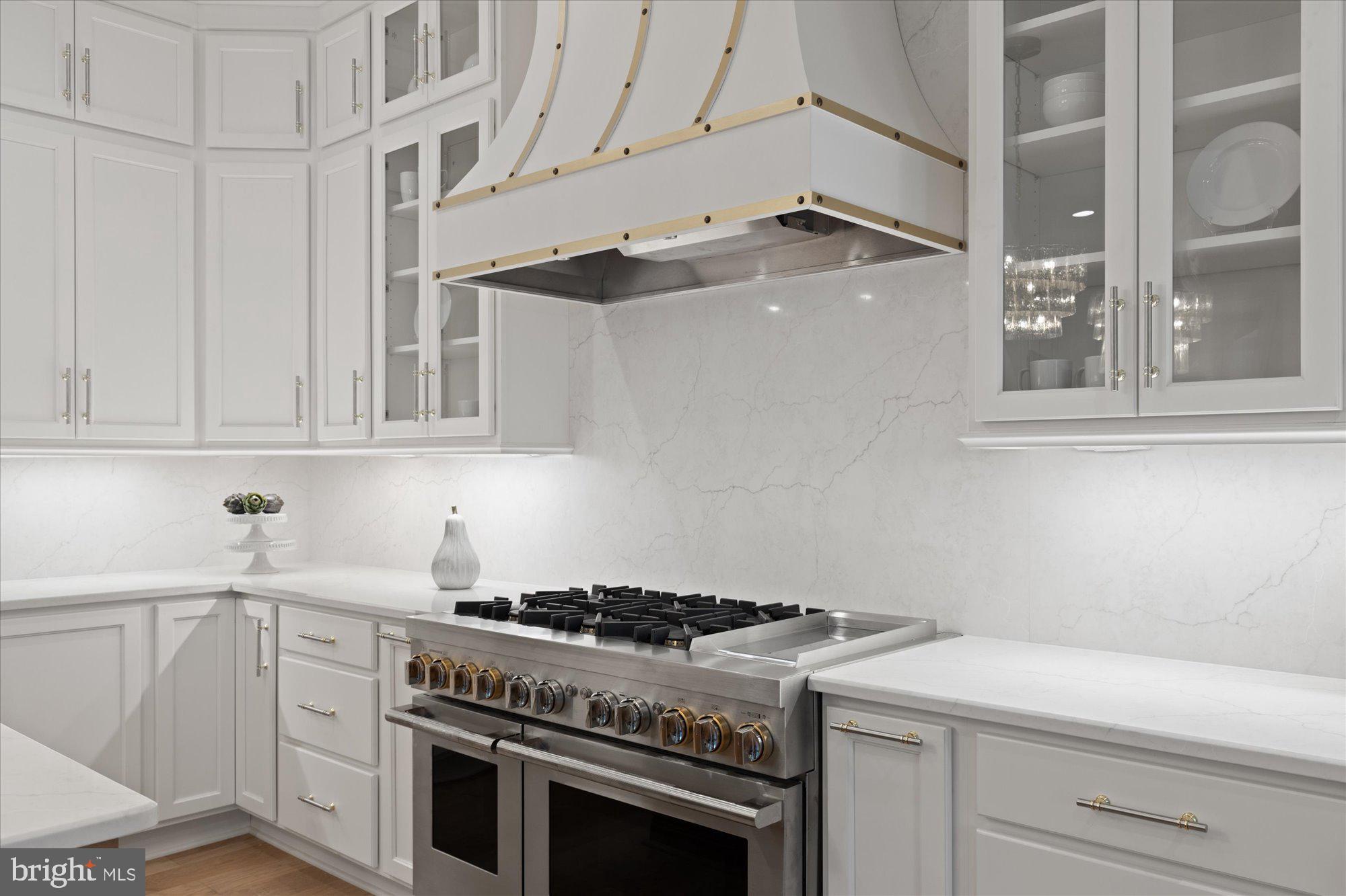 FAIRFAX FARMS - Residential