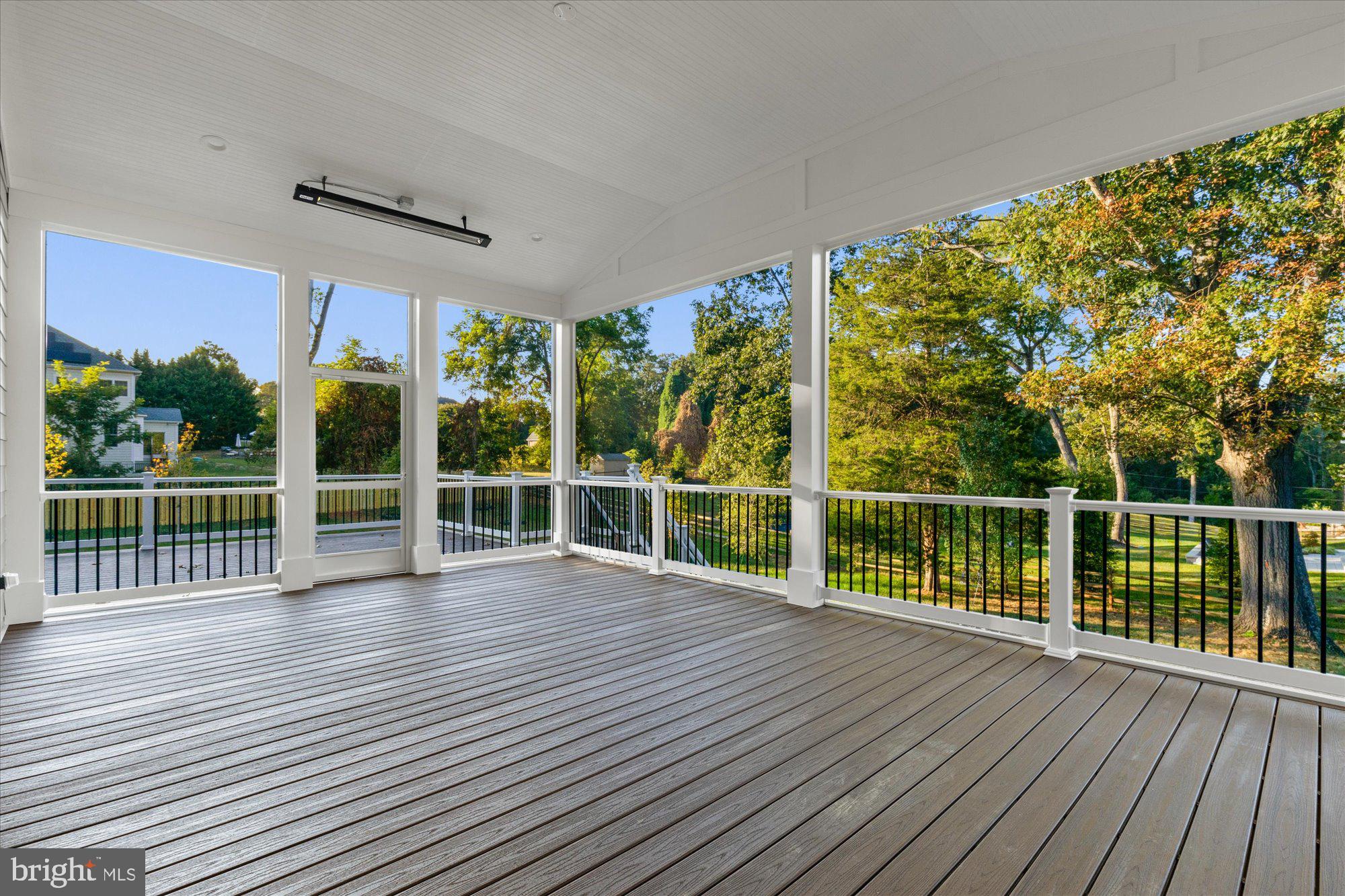 FAIRFAX FARMS - Residential