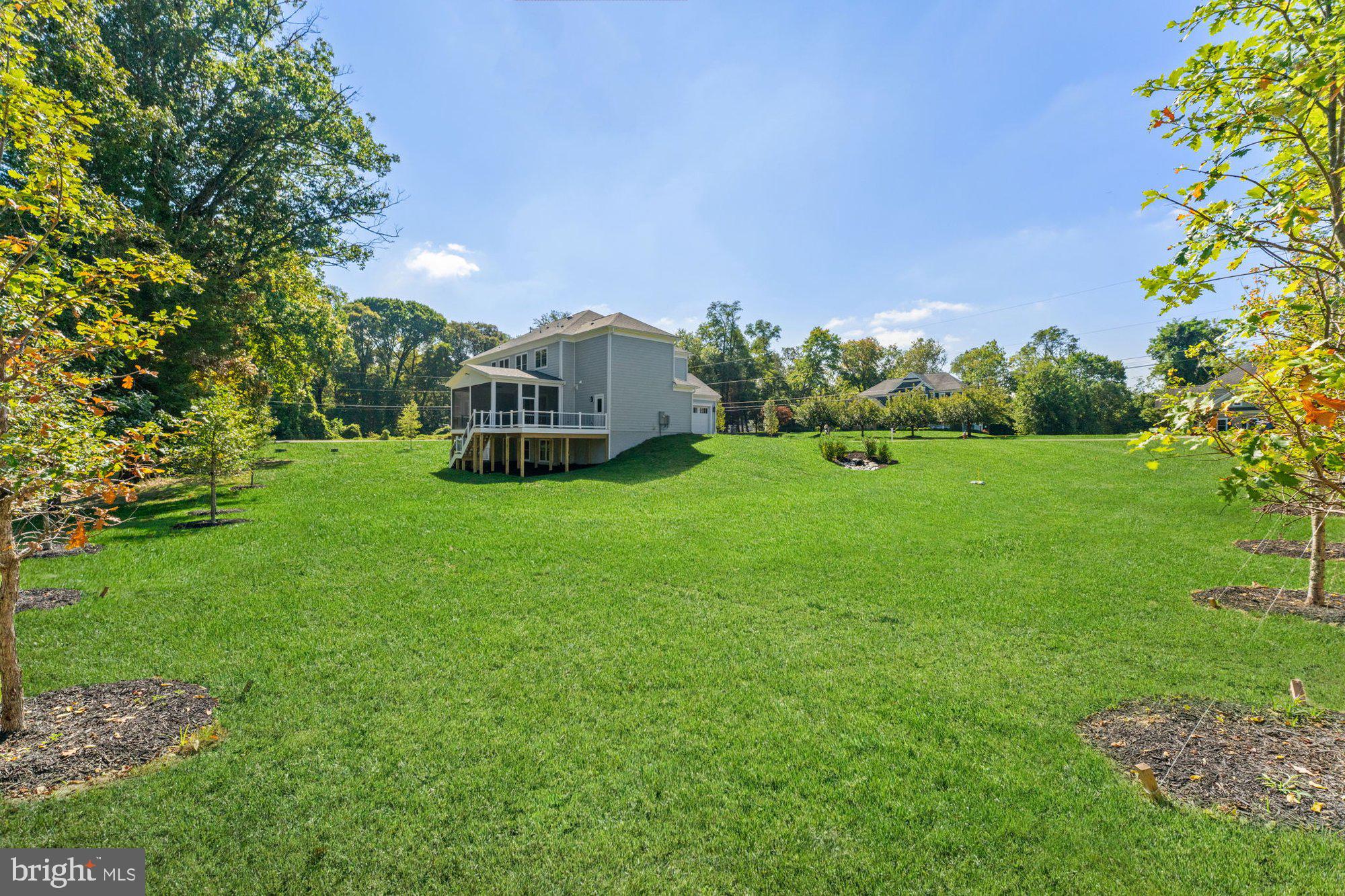 FAIRFAX FARMS - Residential