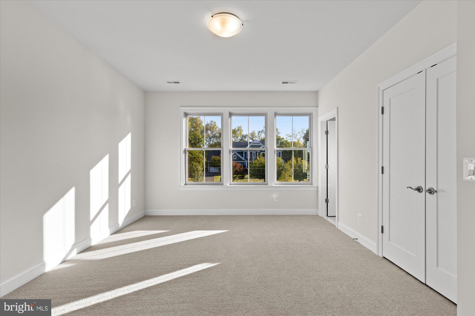 FAIRFAX FARMS - Residential