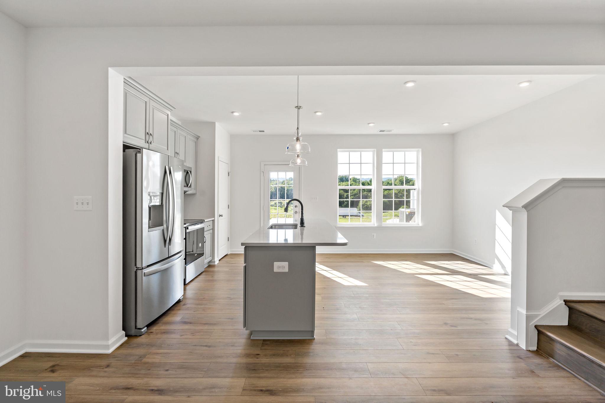 MARTINSBURG STATION - Residential