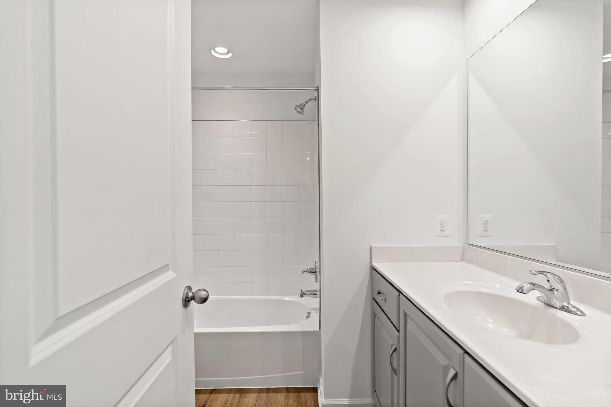 MARTINSBURG STATION - Residential