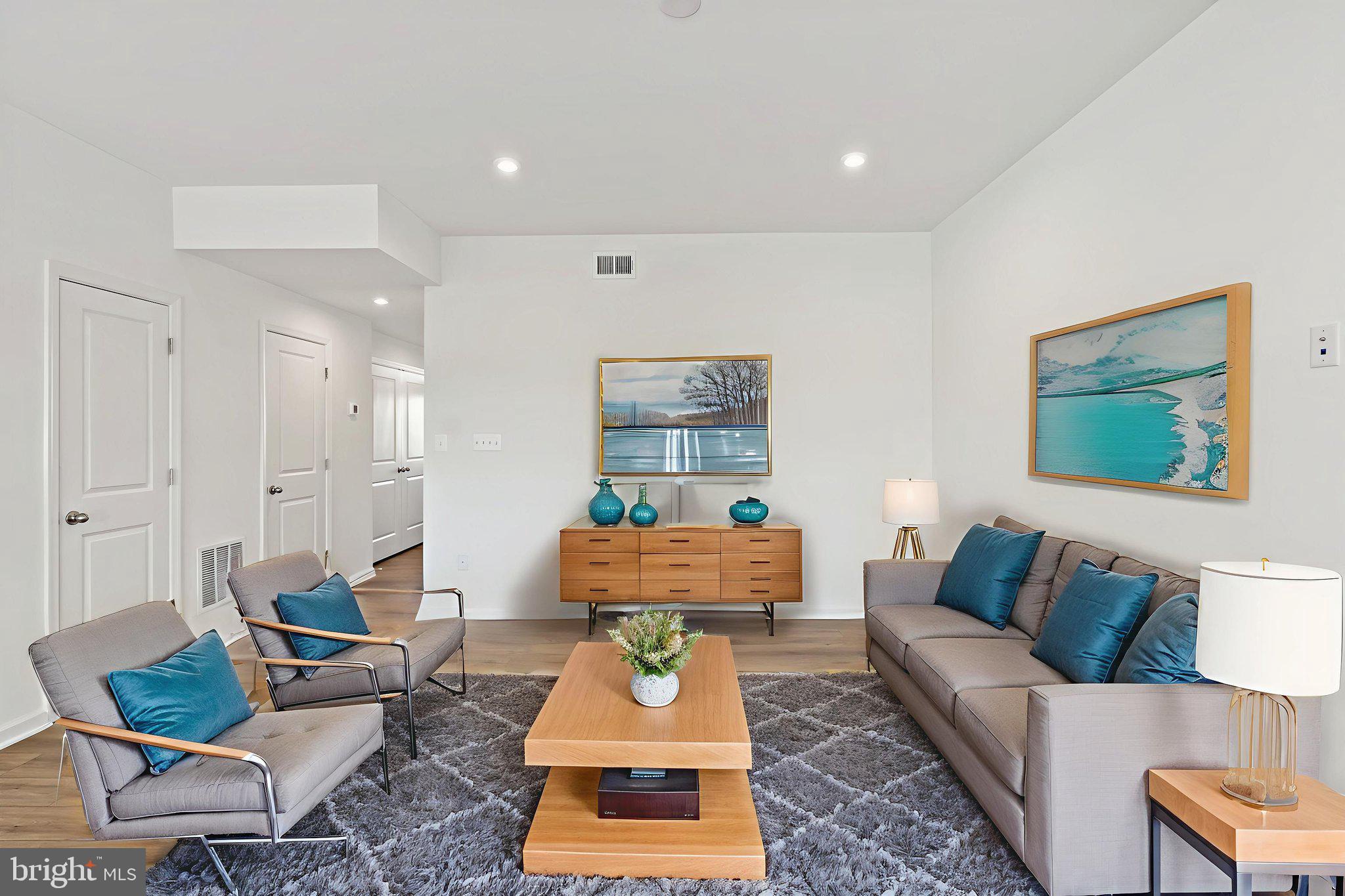 MARTINSBURG STATION - Residential