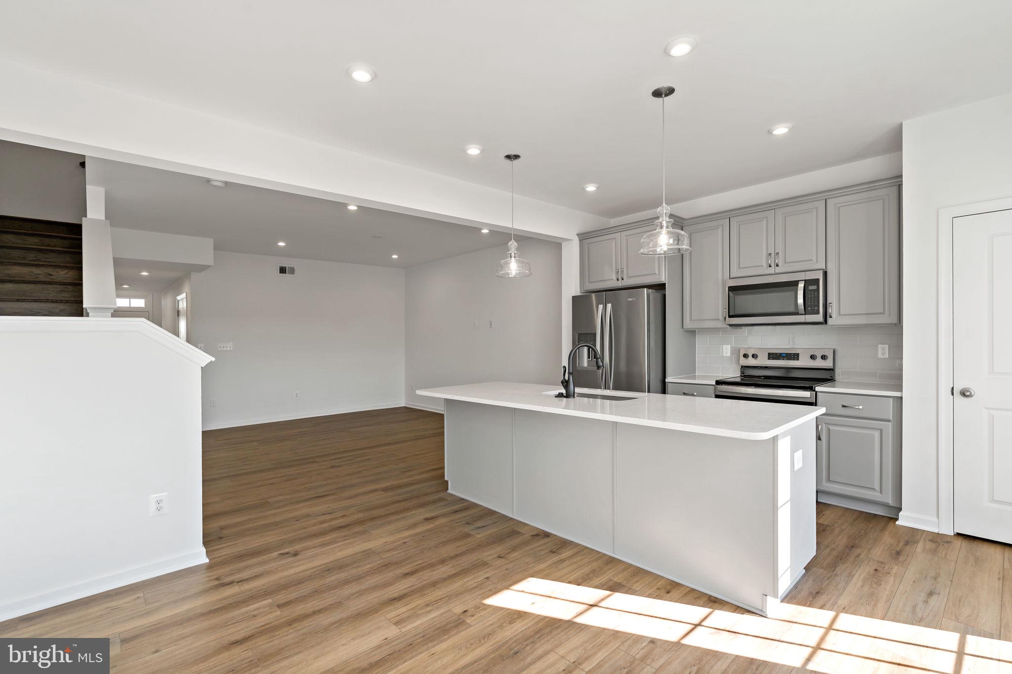 MARTINSBURG STATION - Residential