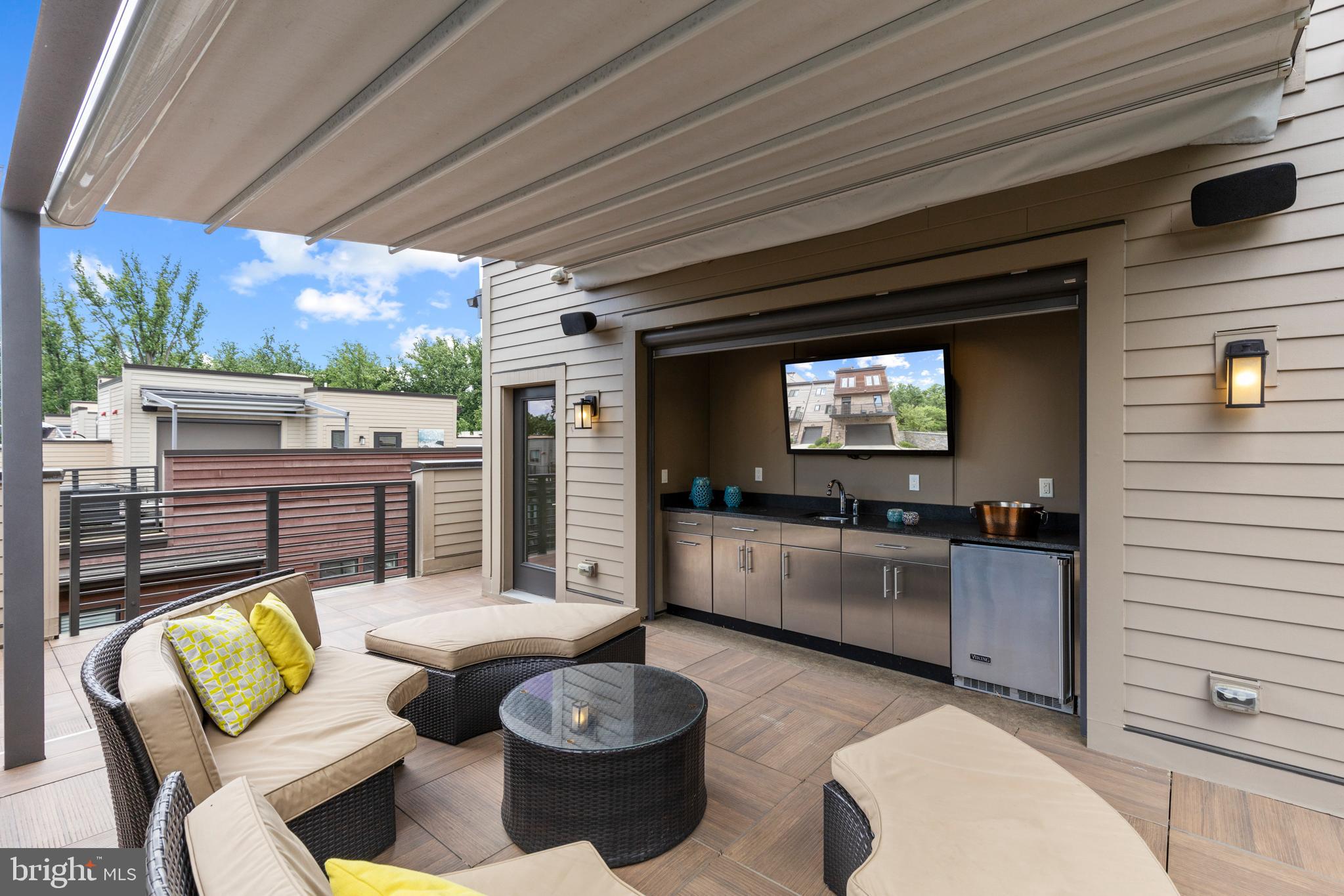 GROSVENOR HEIGHTS - Residential