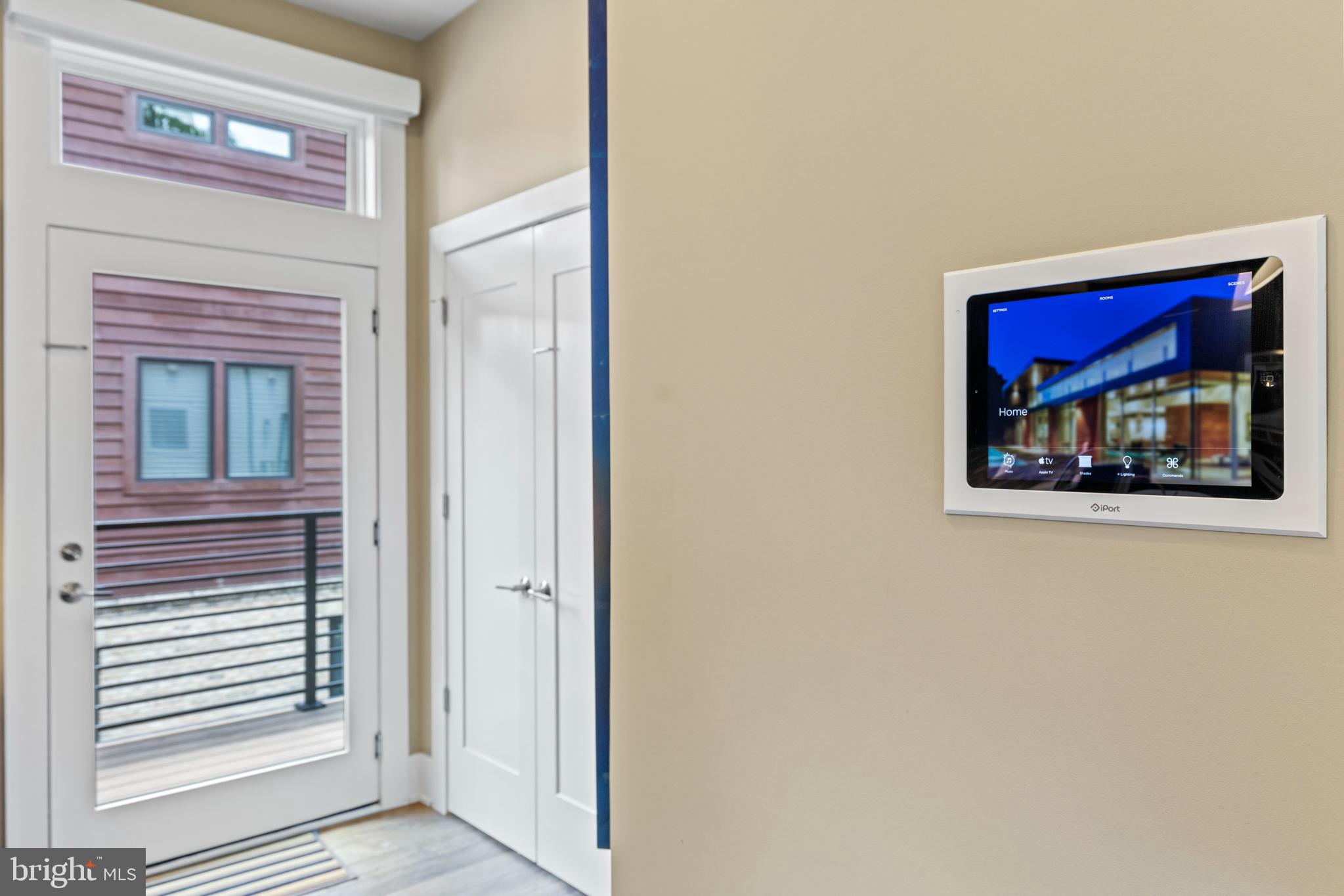 GROSVENOR HEIGHTS - Residential