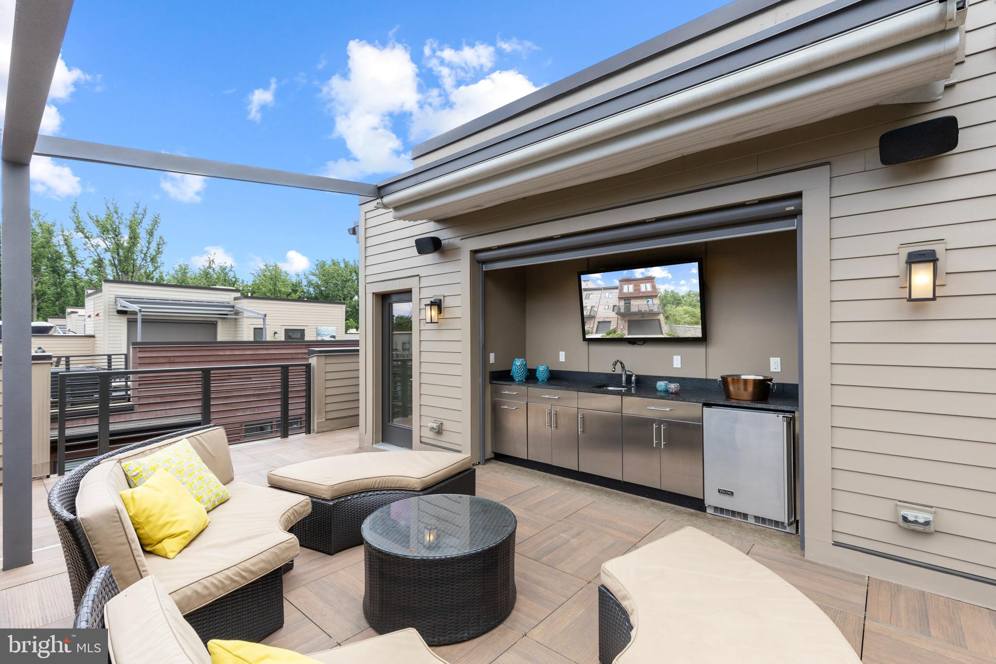 GROSVENOR HEIGHTS - Residential