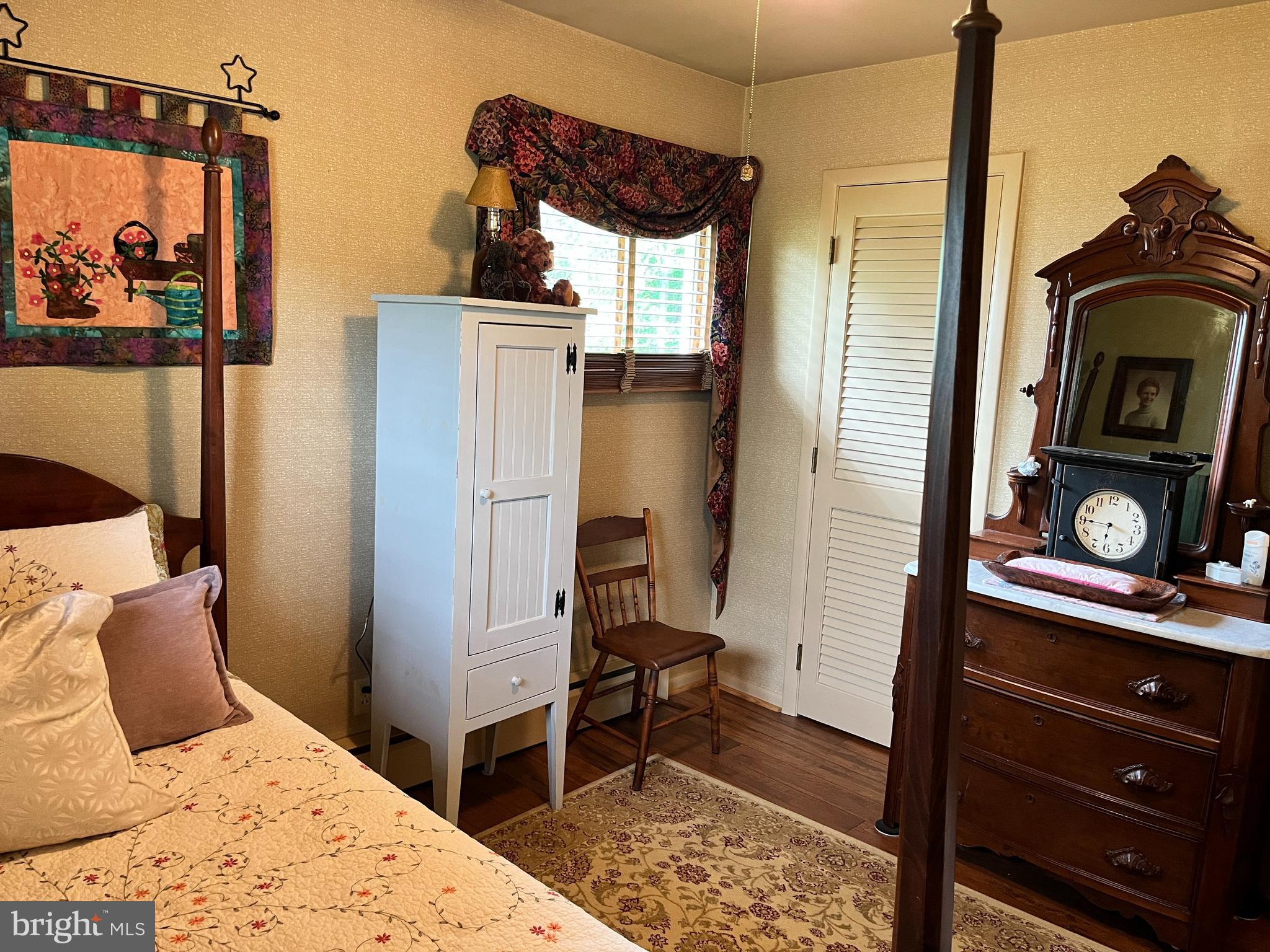 SHAWNEE HILLS - Residential