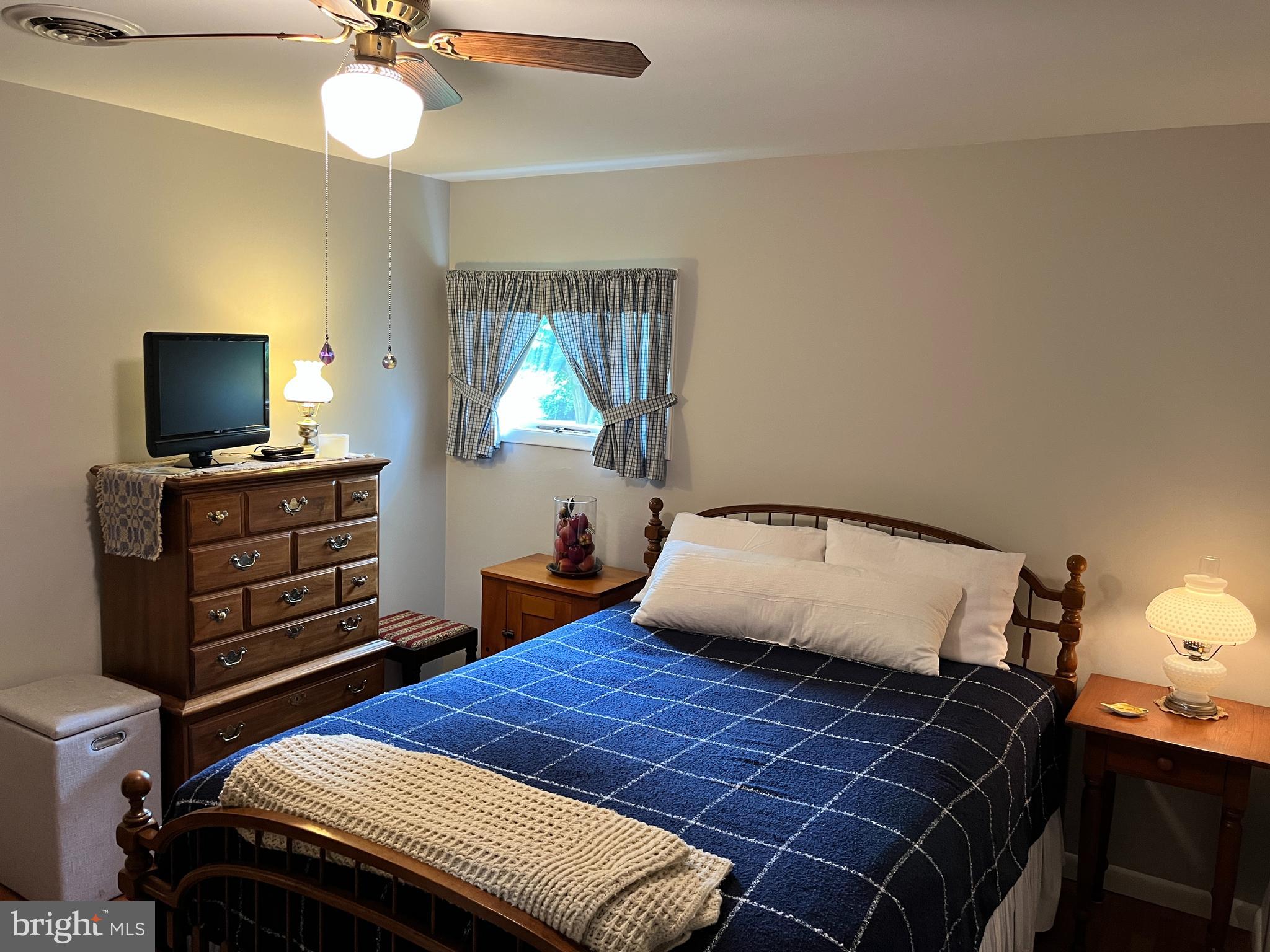 SHAWNEE HILLS - Residential