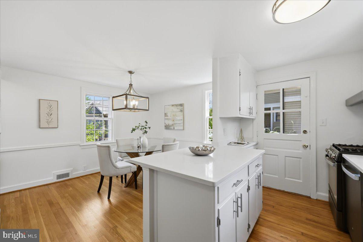 GLENBROOK VILLAGE - Residential