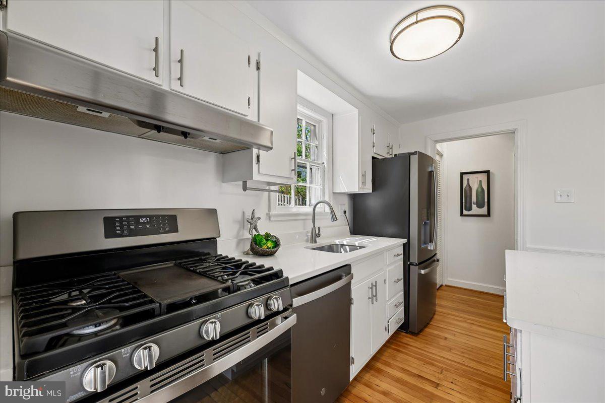 GLENBROOK VILLAGE - Residential