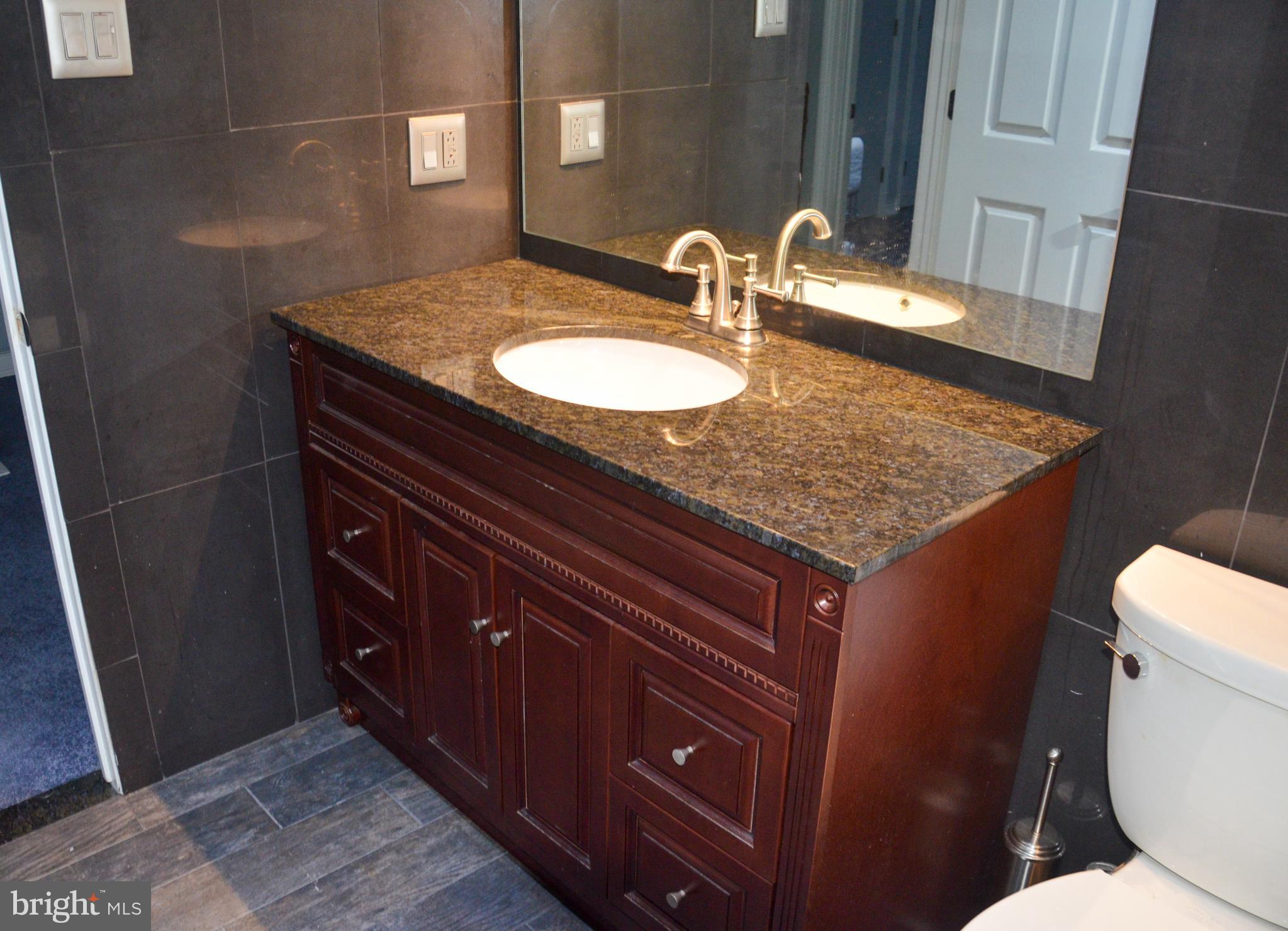 YORKTOWN - Residential Lease