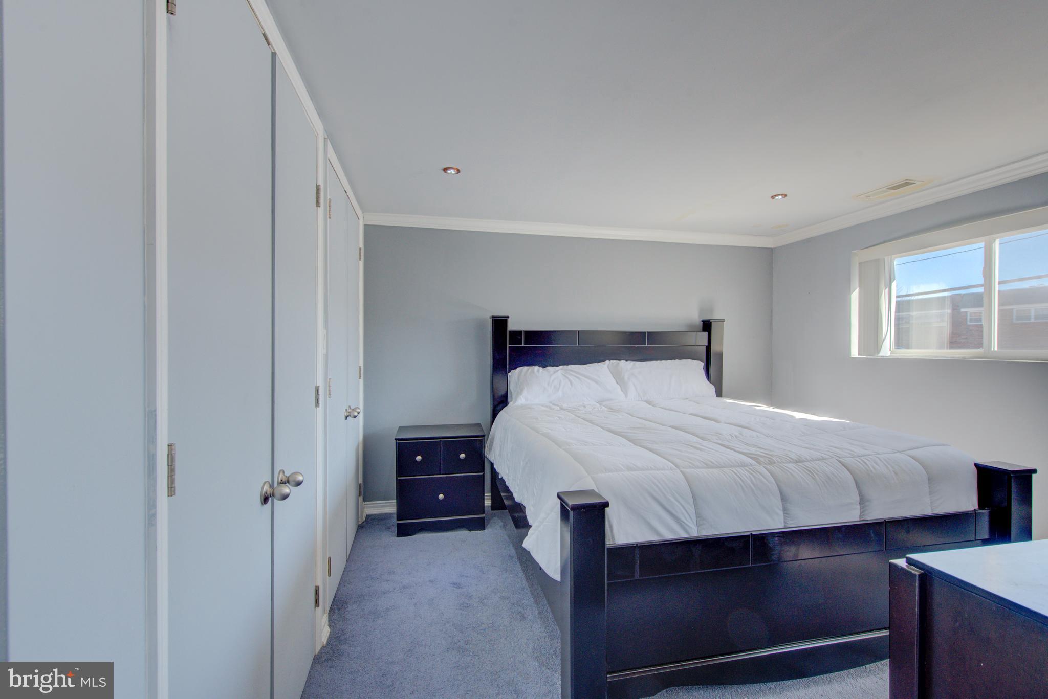 YORKTOWN - Residential Lease