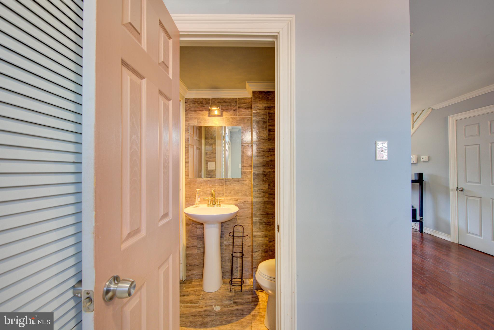 YORKTOWN - Residential Lease