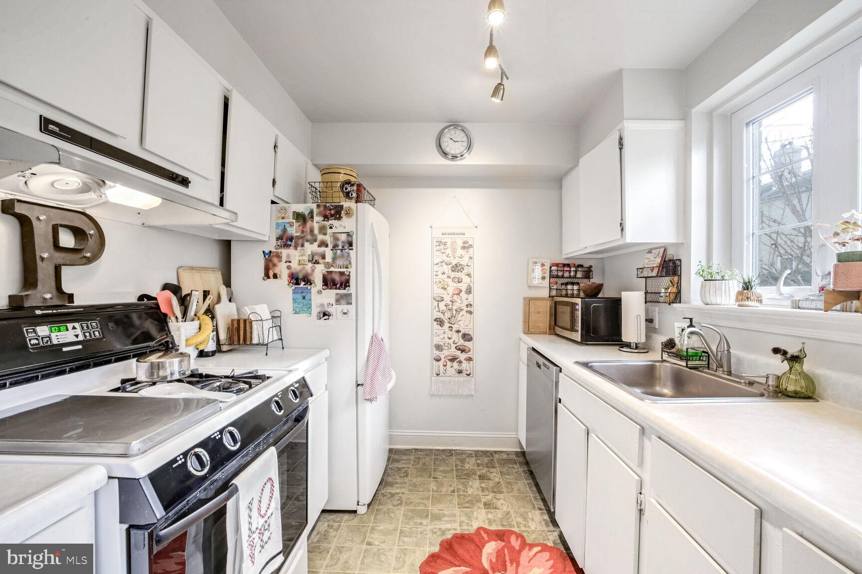 GLEN BRIAR - Residential