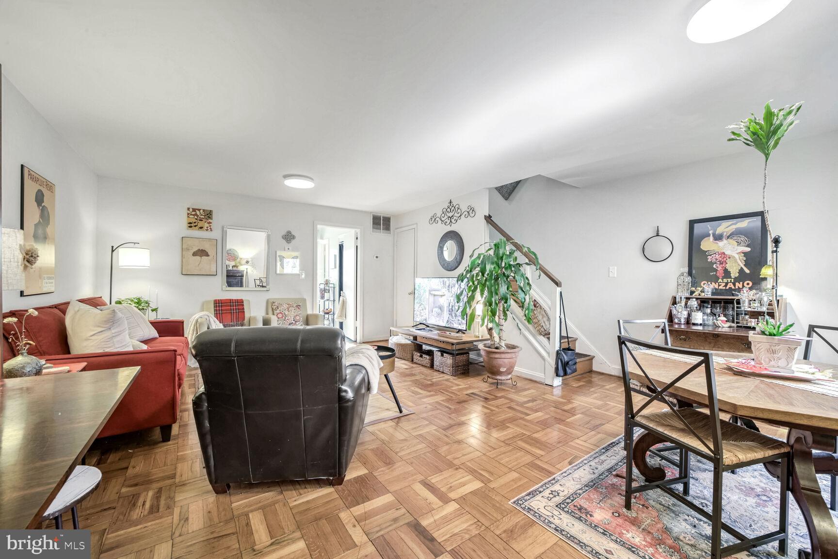 9888 HOLLOW GLEN PLACE 2538B