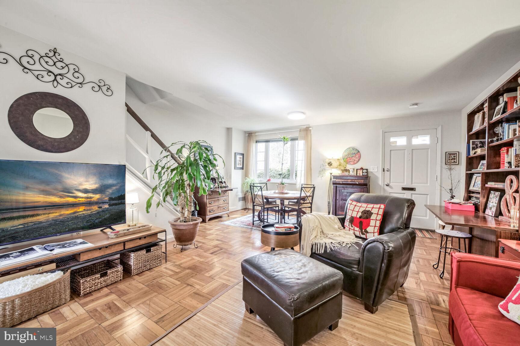 GLEN BRIAR - Residential