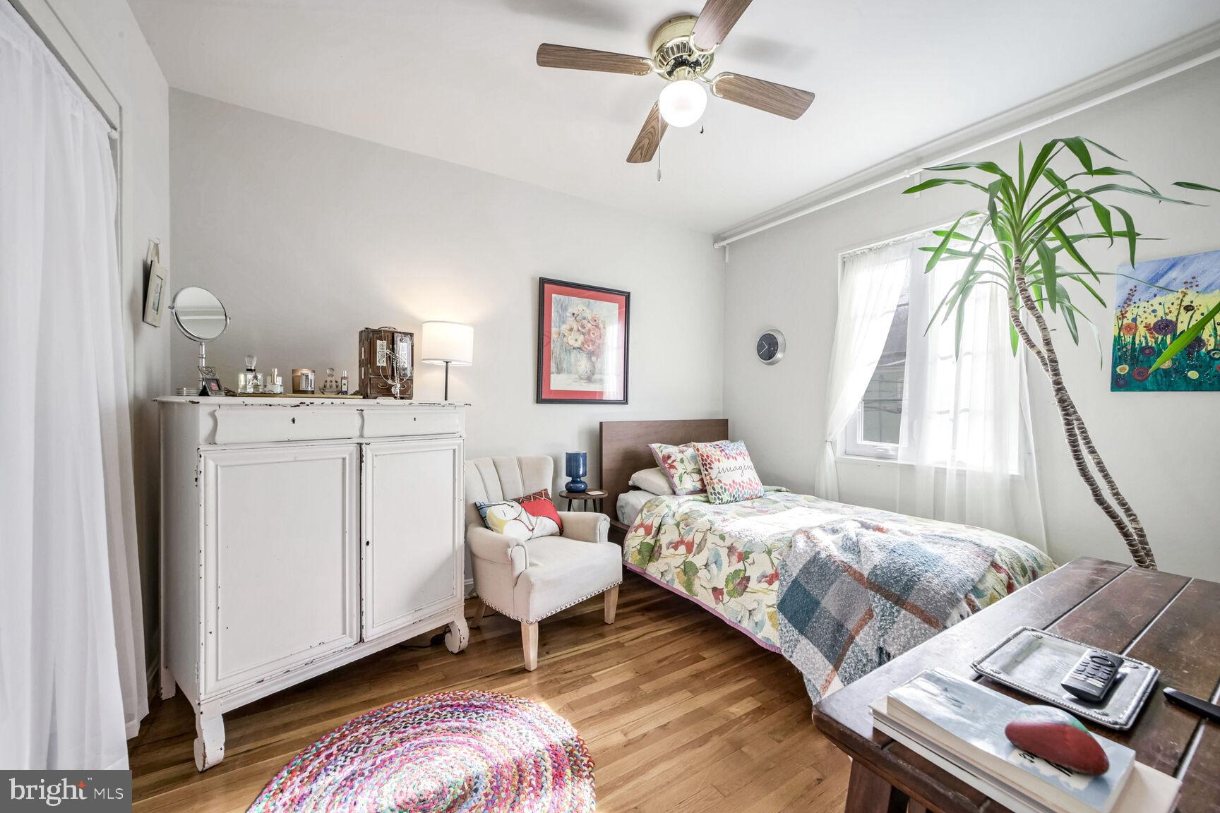 GLEN BRIAR - Residential