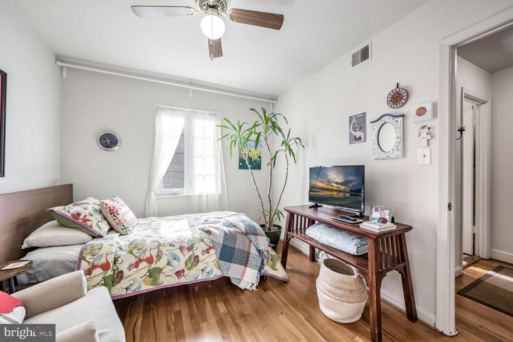 GLEN BRIAR - Residential