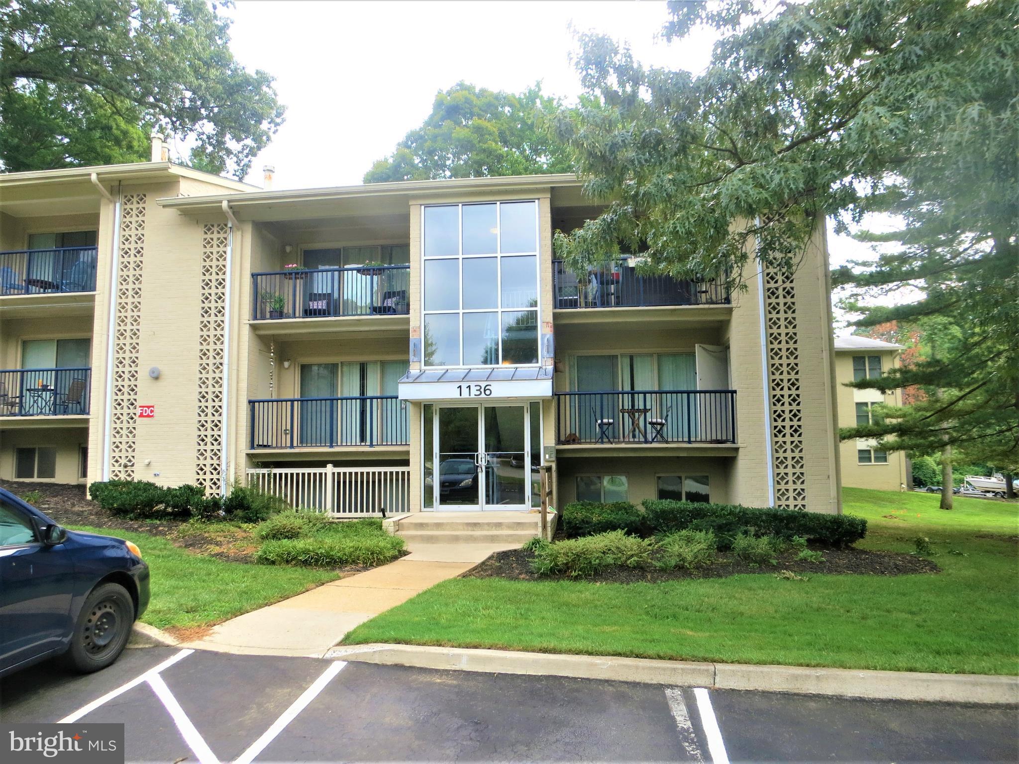 Beautifully maintained condo in move-in condition! Wonderful kitchen w/stainless appliances, granite tops and 42" cabinets. RENT INCLUDES GAS HEAT, GAS COOKING & WATER! Condo comes w/1 assigned parking space and an additional basement storage unit. Community amenities include: pool, comm center, fitness room/gym and party room. Available Sept 1.
