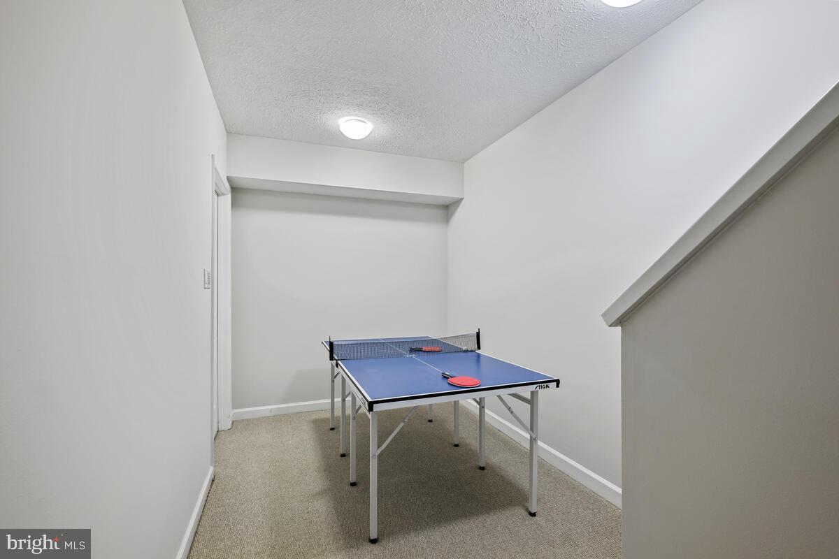 CHADSBERRY - Residential