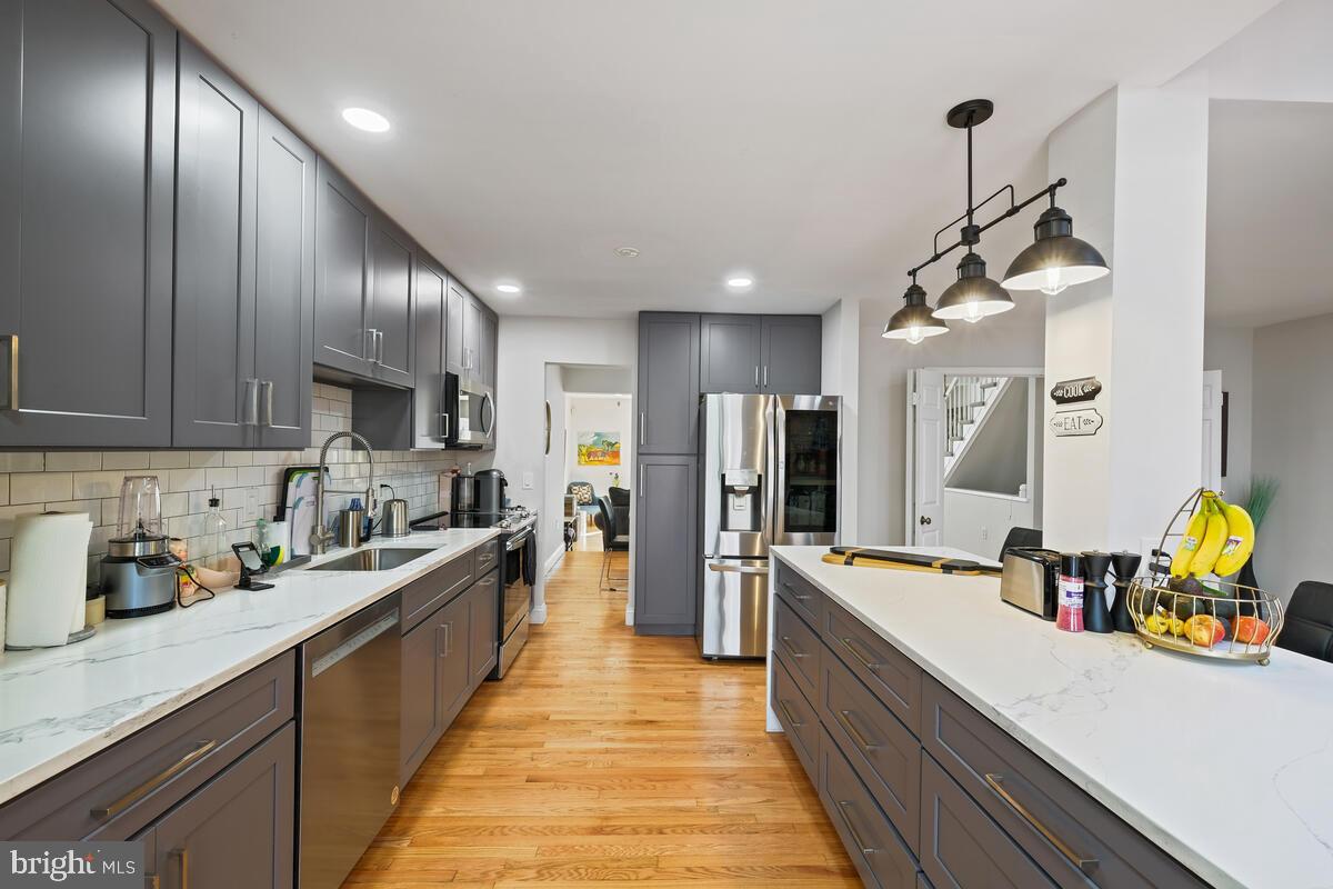 CHADSBERRY - Residential