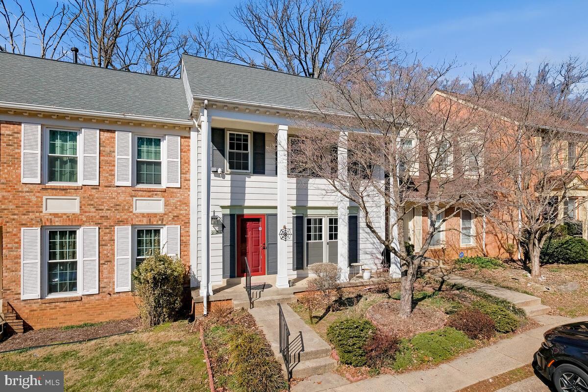 CHADSBERRY - Residential