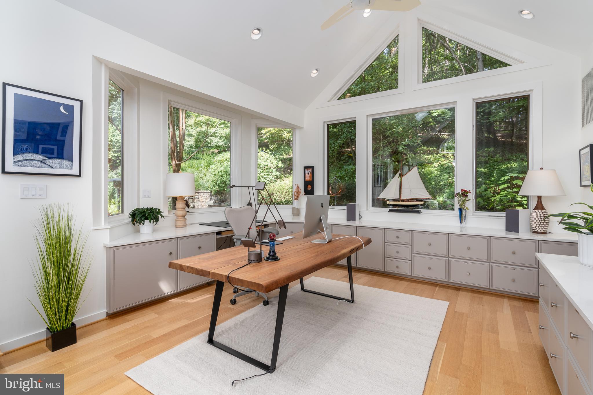 THE PALISADES - Residential