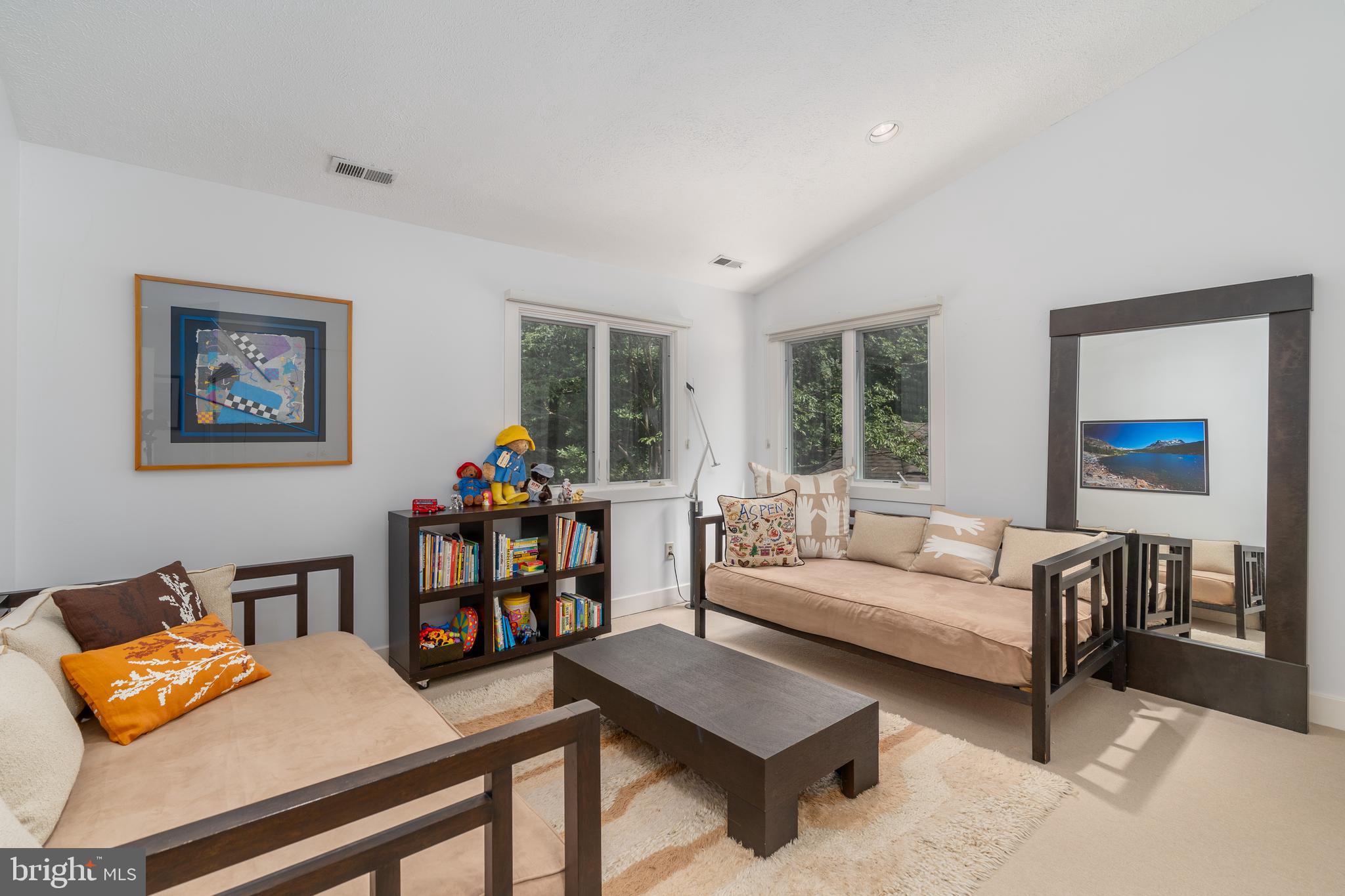 THE PALISADES - Residential