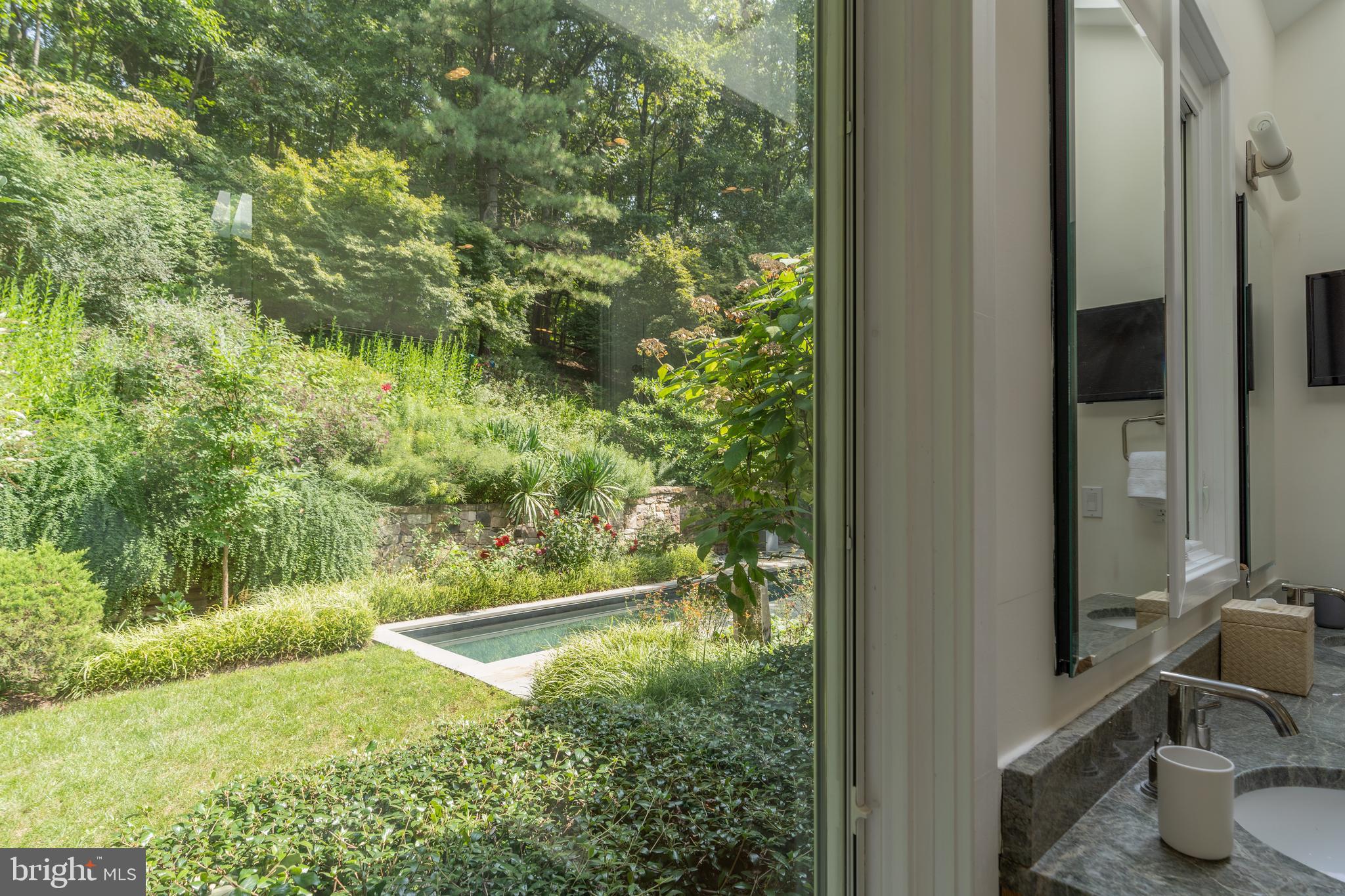 THE PALISADES - Residential