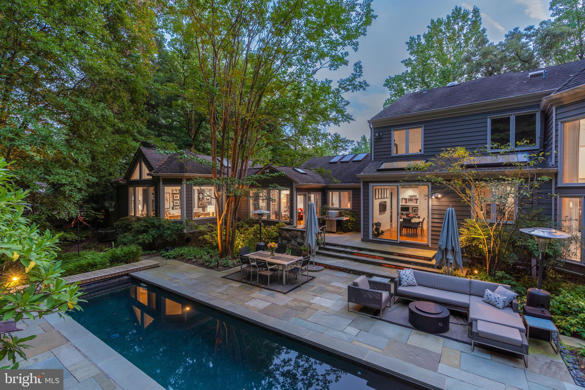 THE PALISADES - Residential