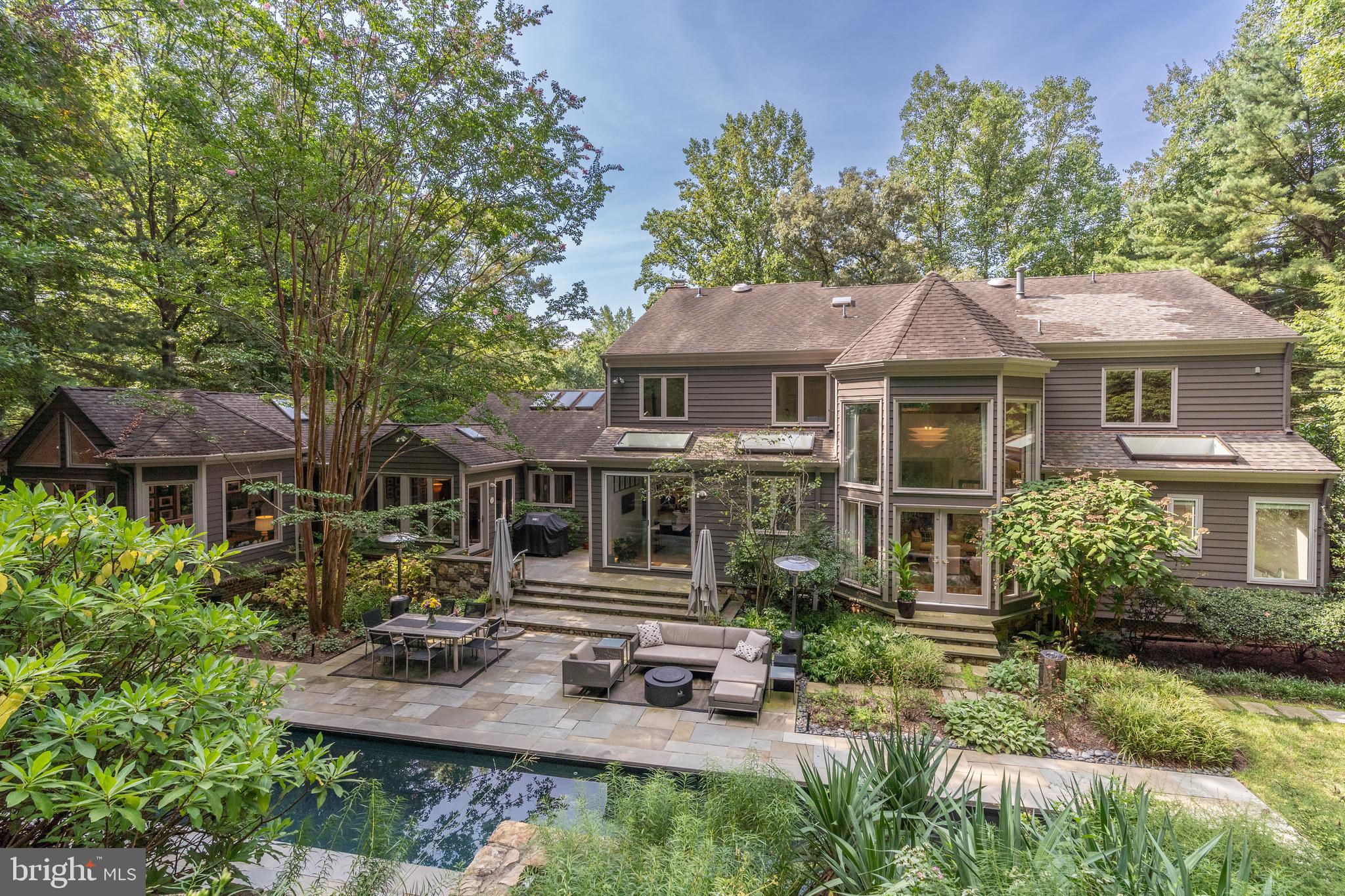 THE PALISADES - Residential