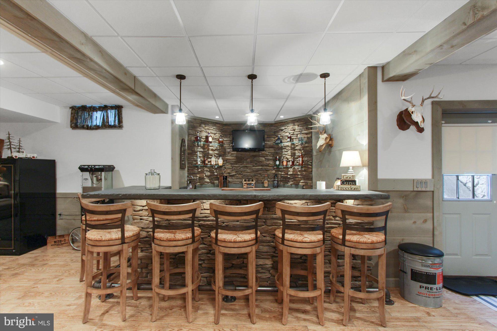 WALTERS HATCHERY - Residential