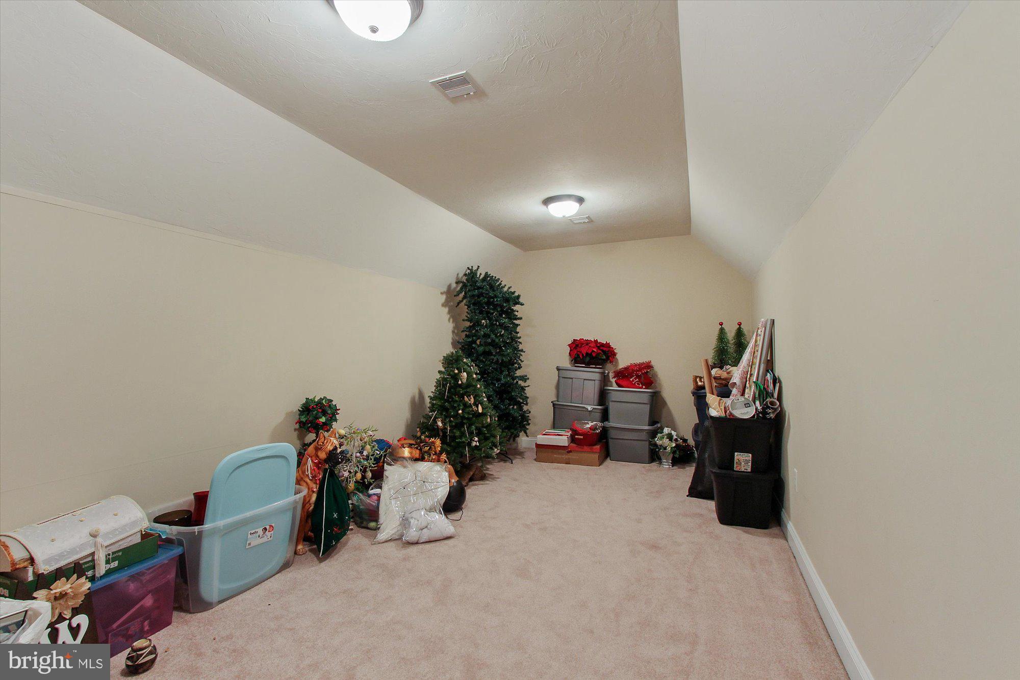 WALTERS HATCHERY - Residential