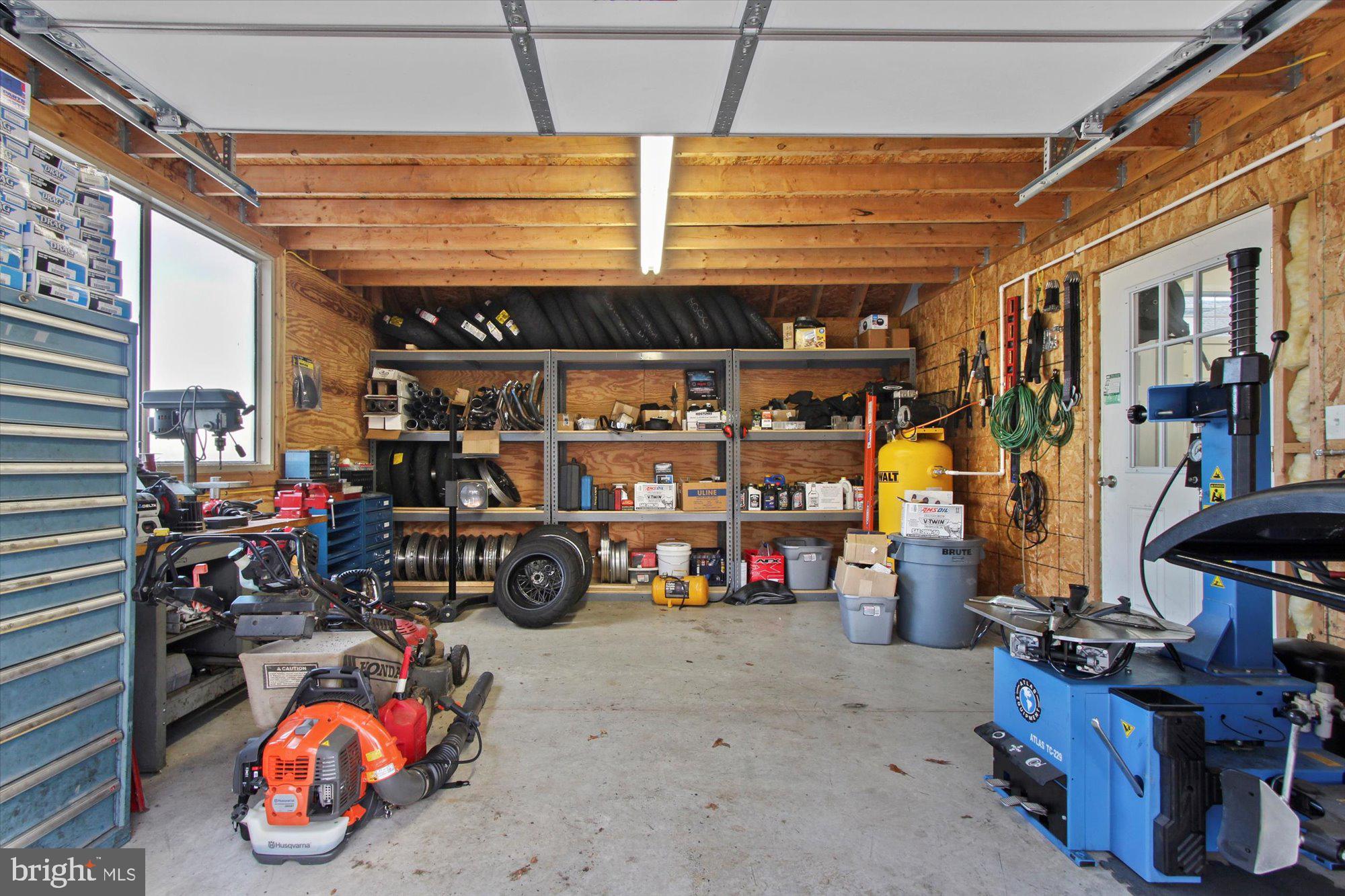 WALTERS HATCHERY - Residential