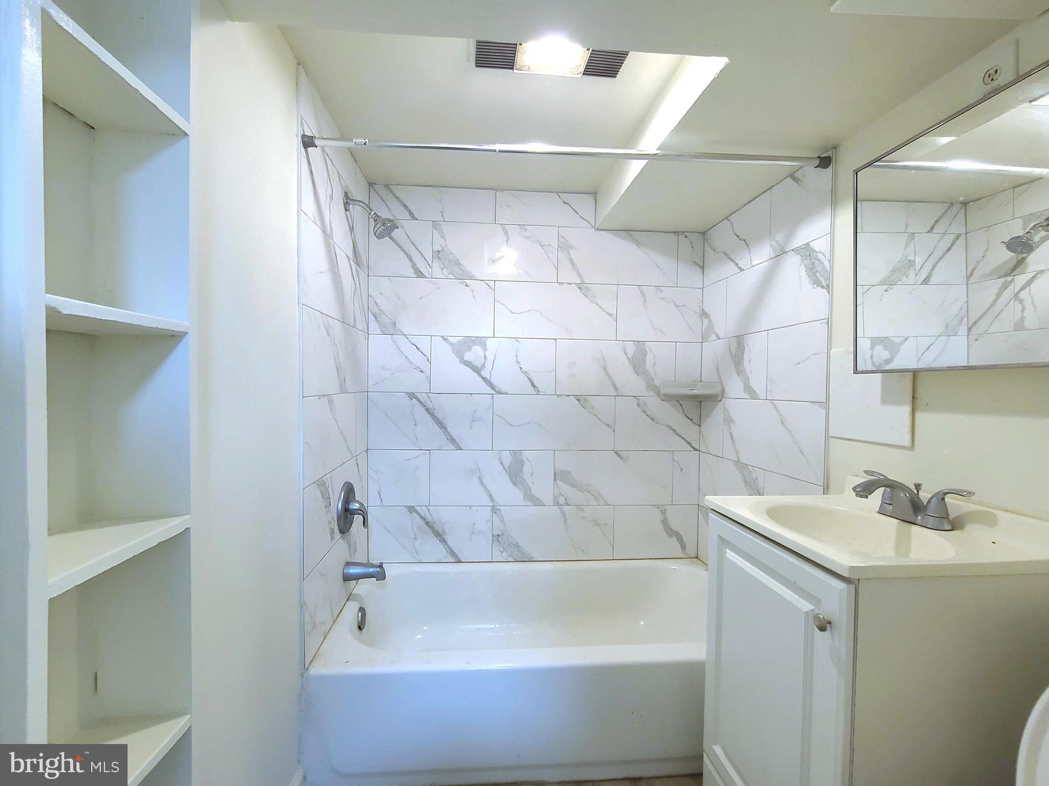 RIDGELEIGH - Residential