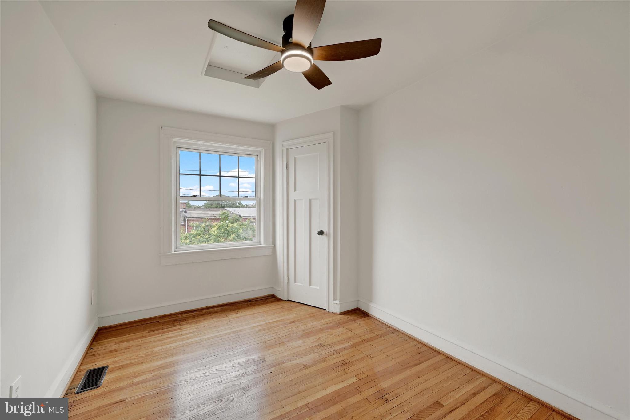 BELAIR-EDISON - Residential