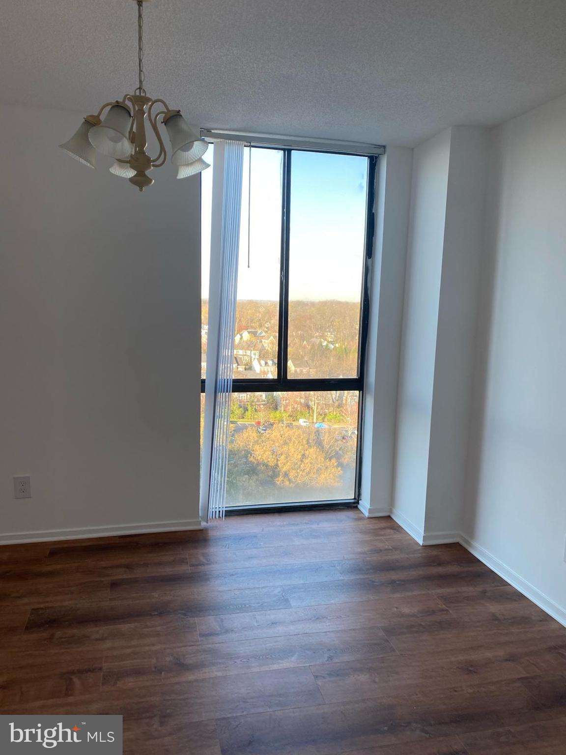 IDYLWOOD TOWERS CONDO - Residential Lease