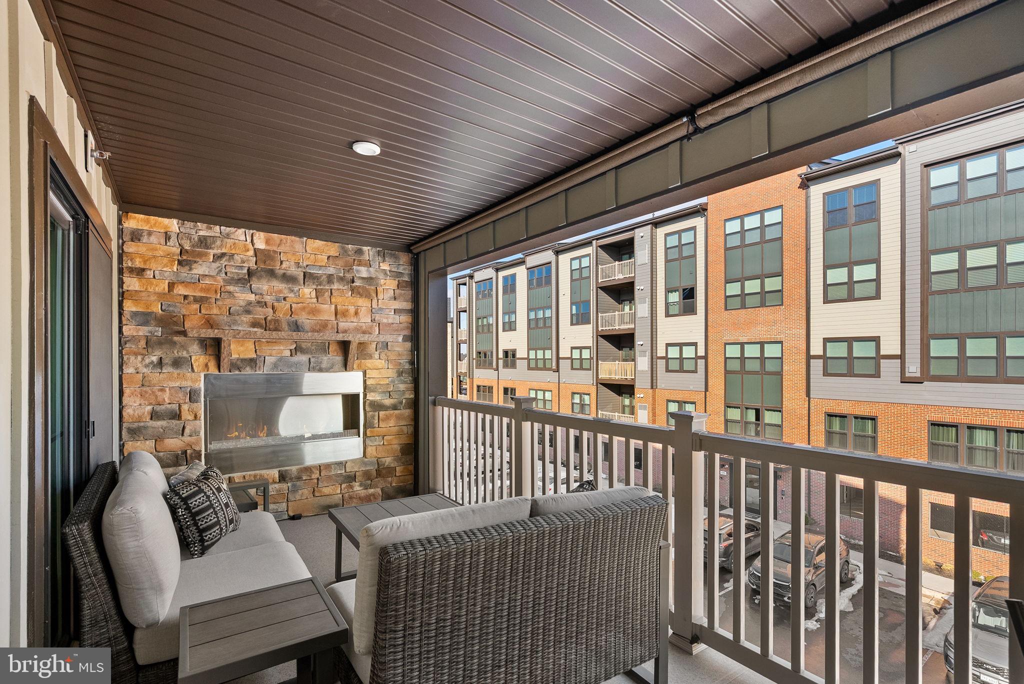 ELLIPSE AT WESTFIELDS - Residential