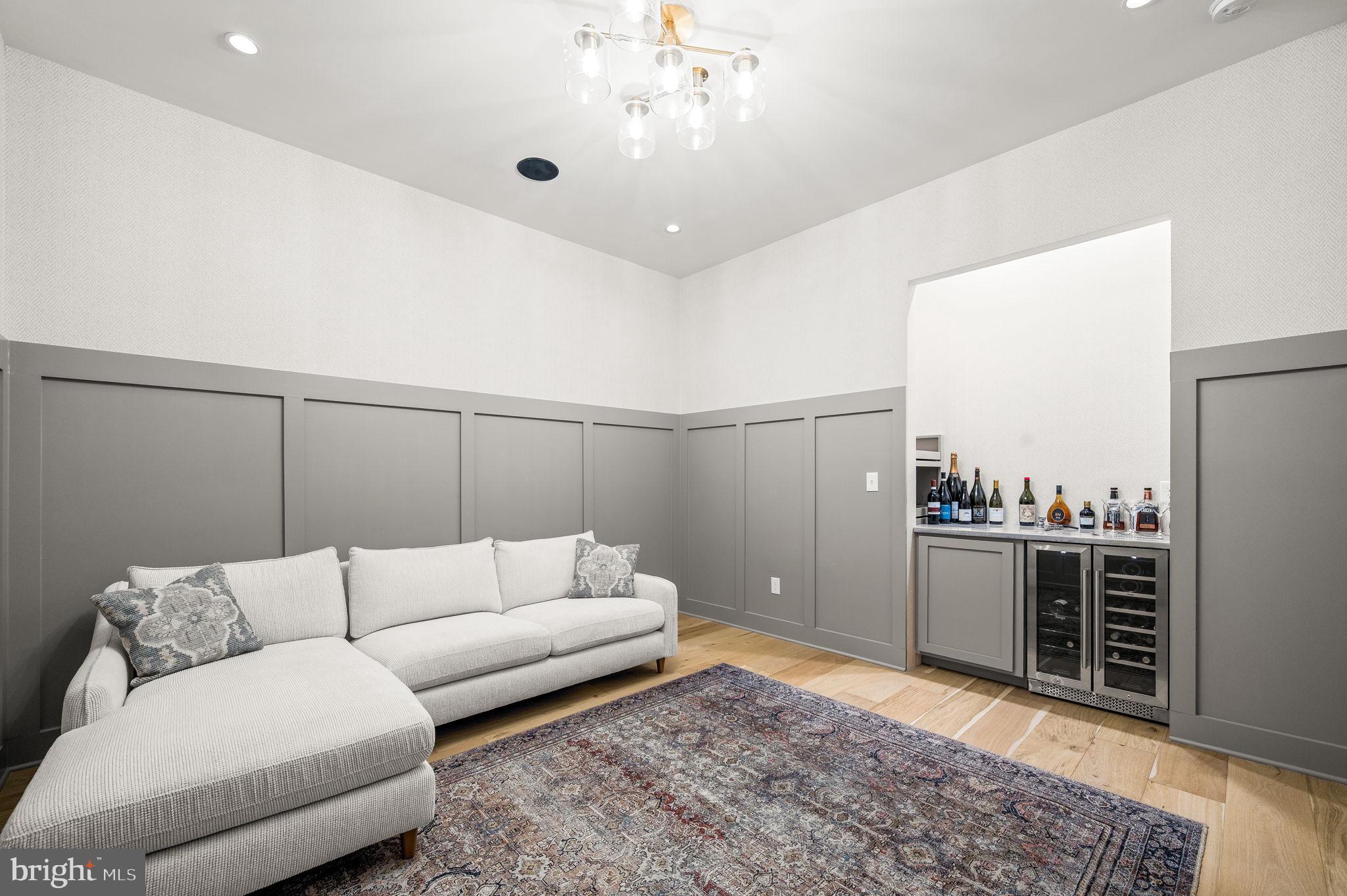 IRONSTONE AT BLUE BELL - Residential